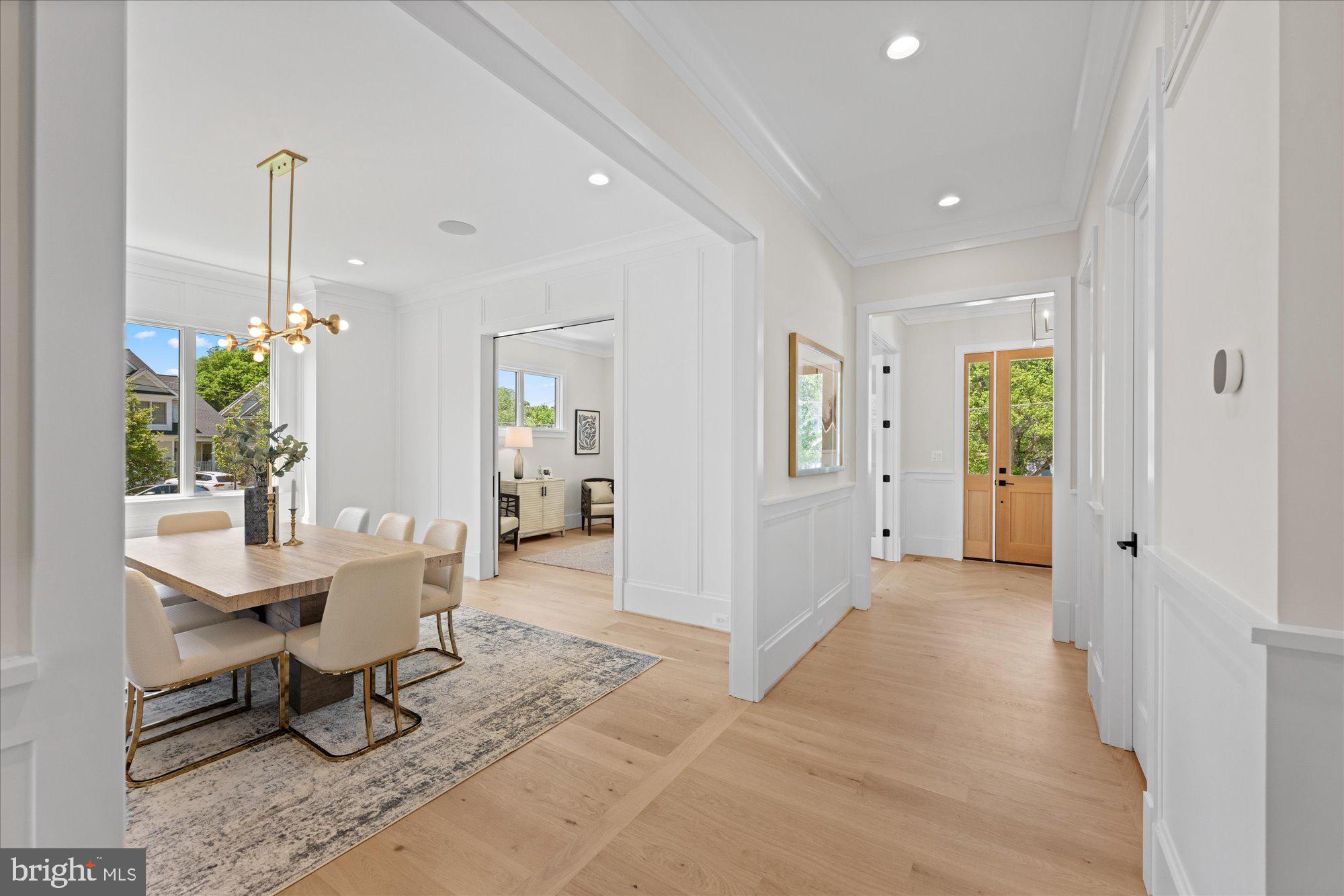 CHURCHILL - Residential