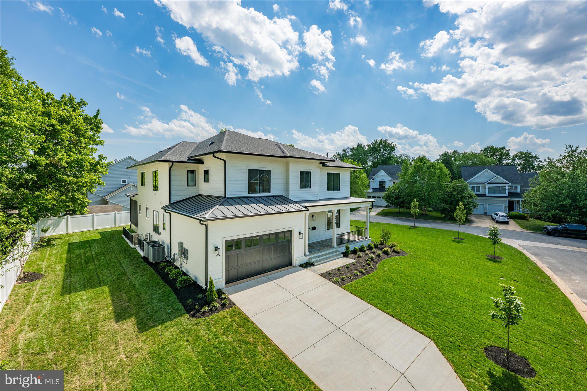 CHURCHILL - Residential