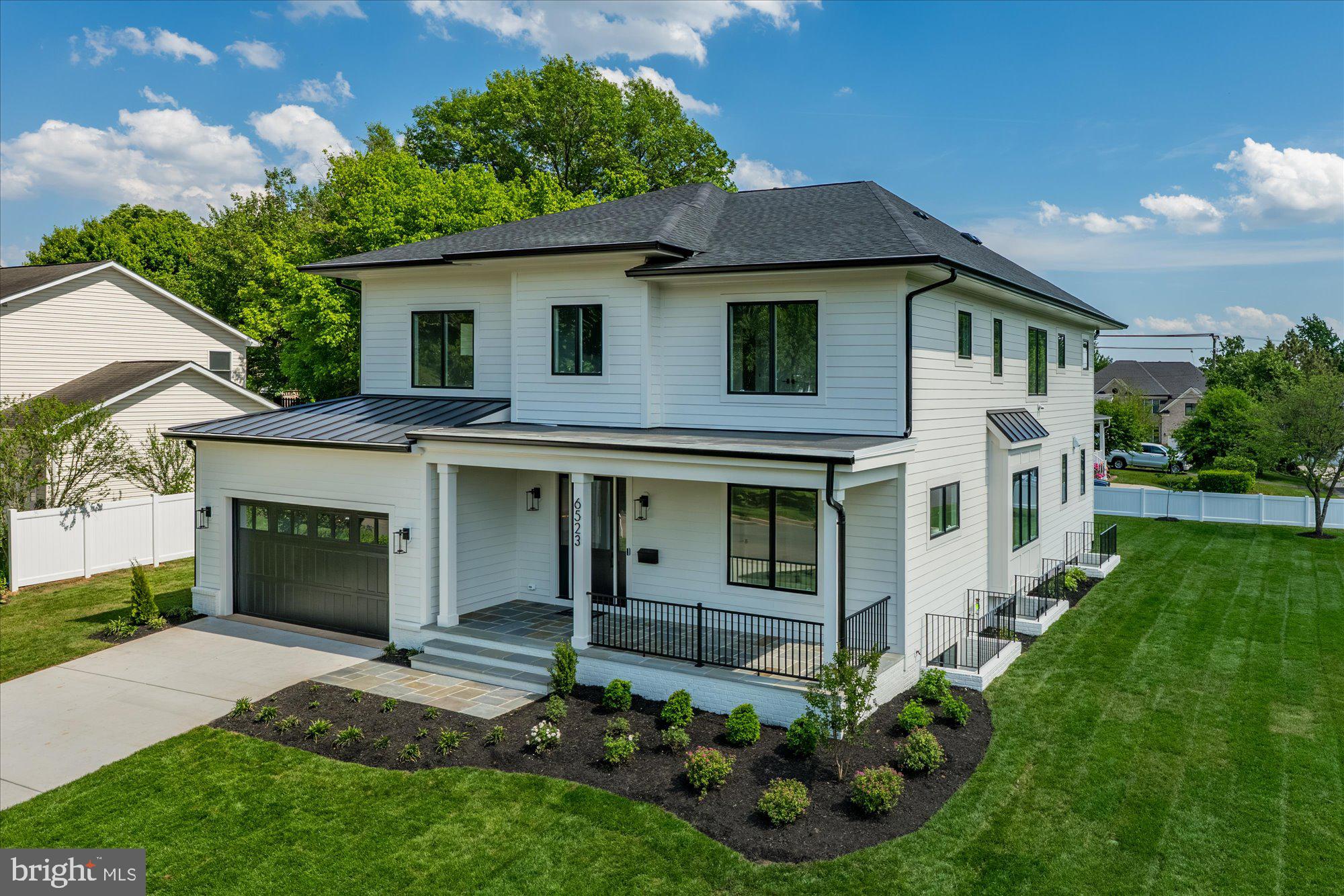 CHURCHILL - Residential