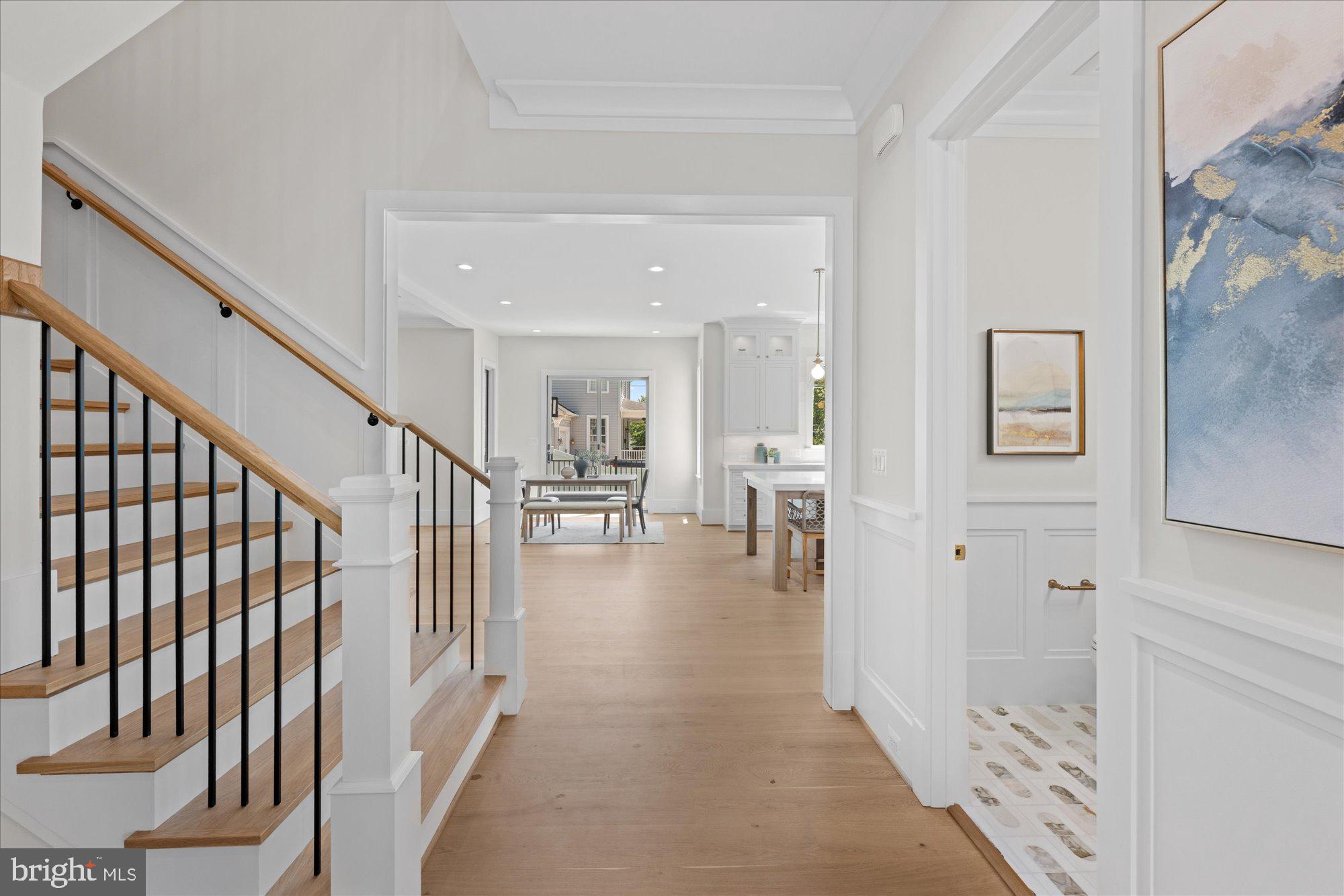CHURCHILL - Residential