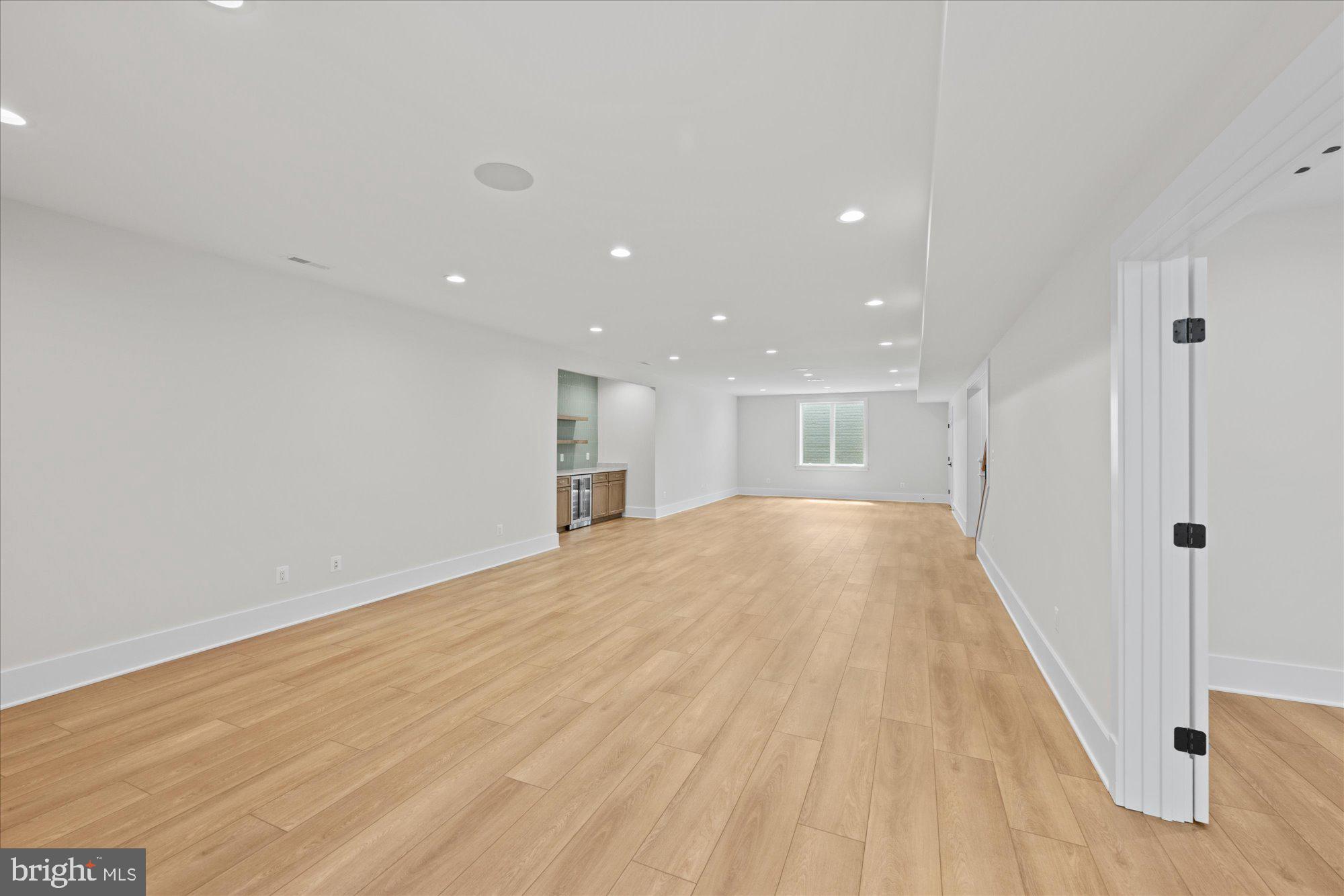 CHURCHILL - Residential