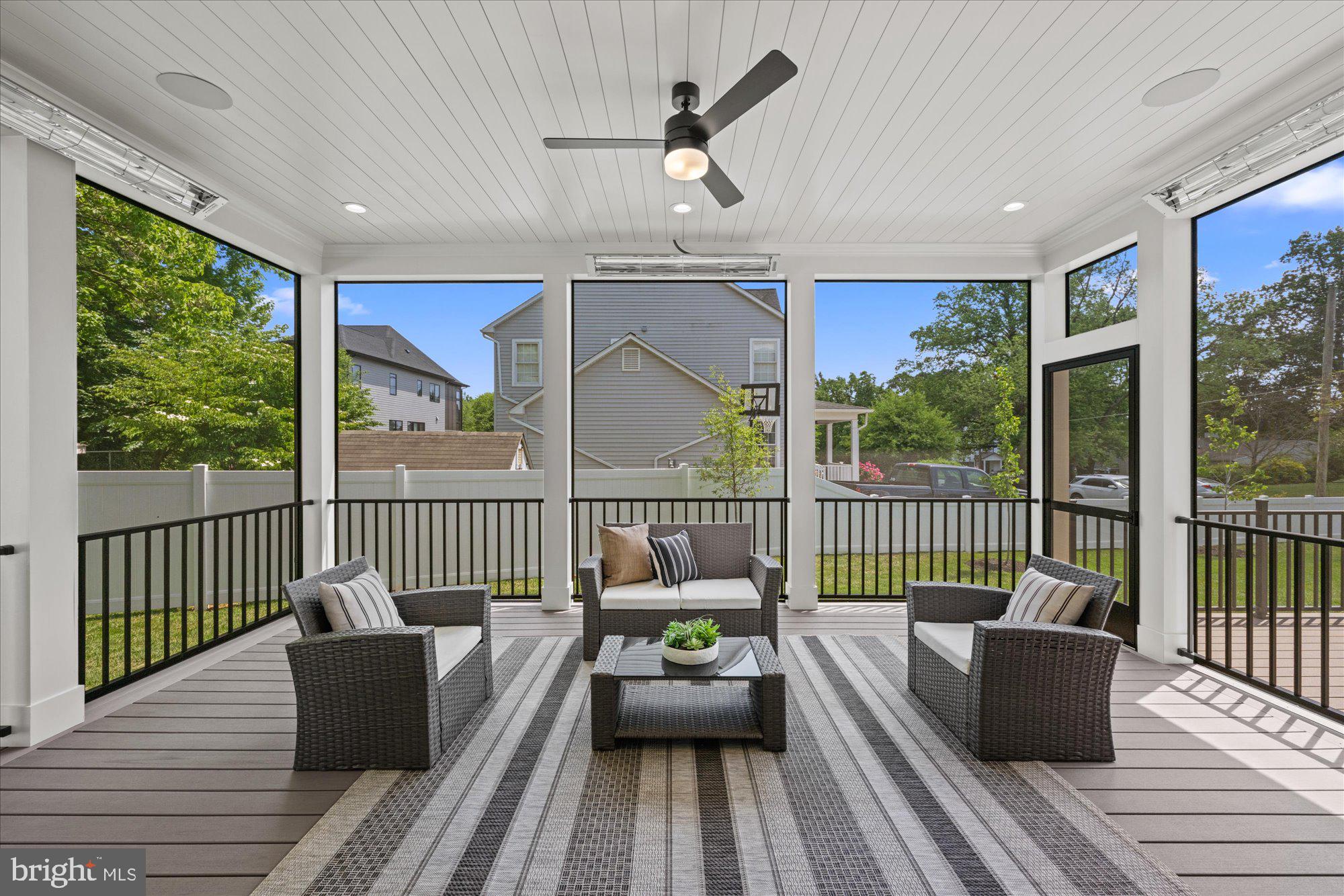 CHURCHILL - Residential