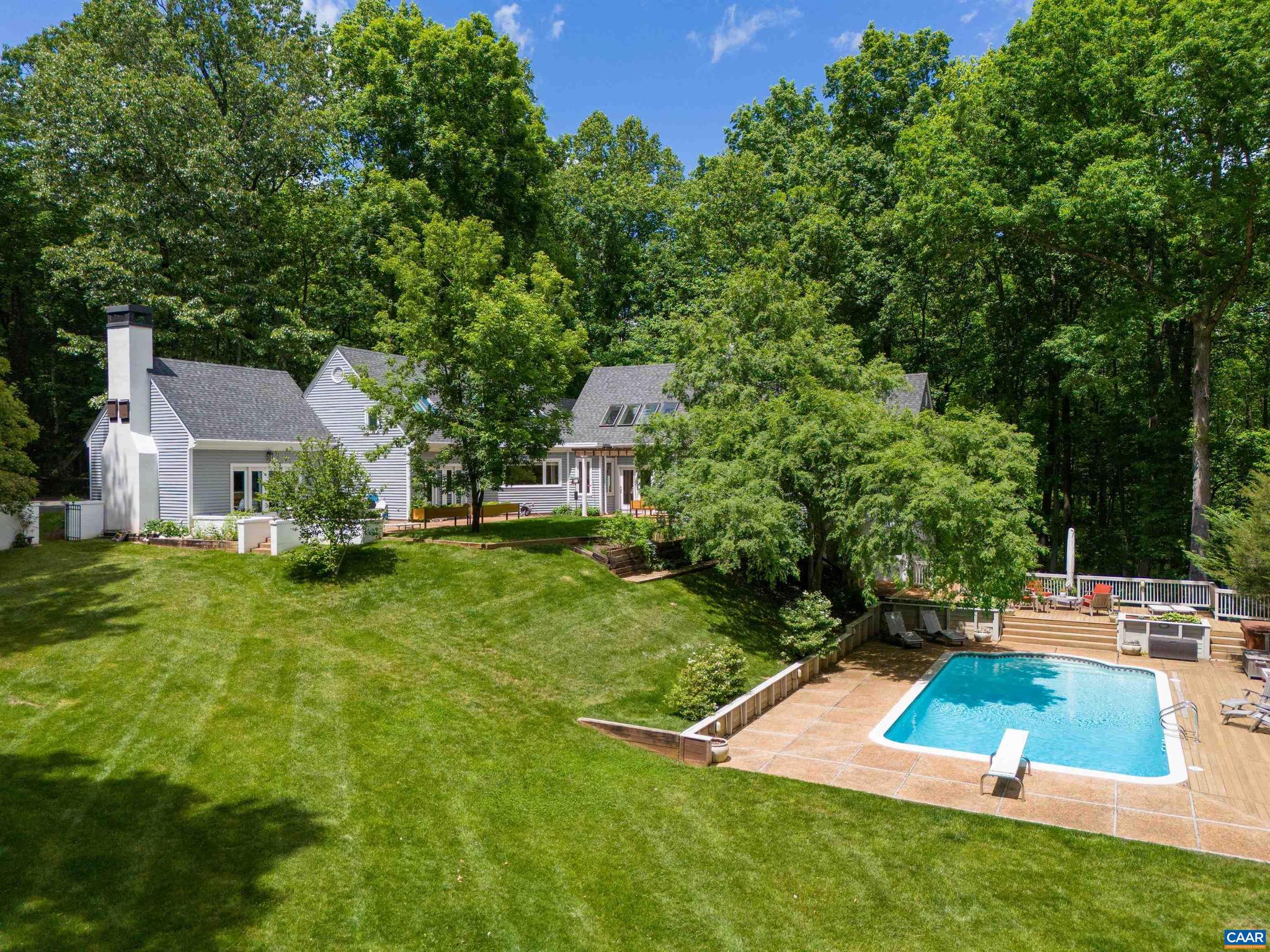 SPRING HILL - Residential