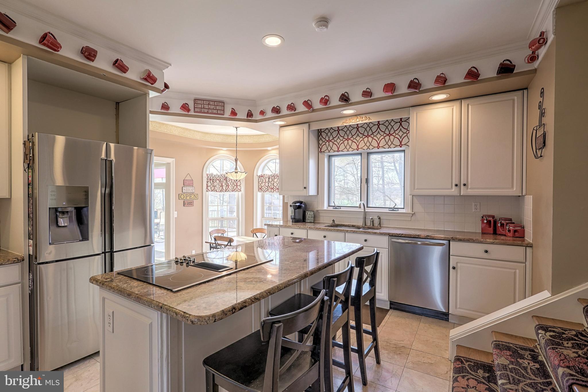 LAKE MEADE - Residential