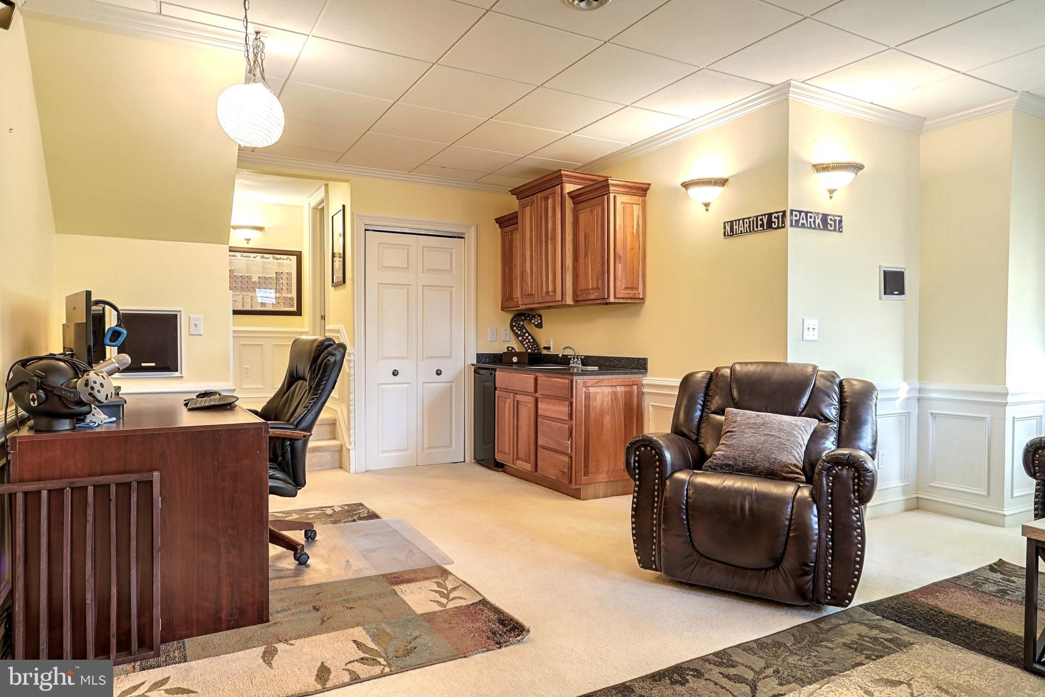 LAKE MEADE - Residential