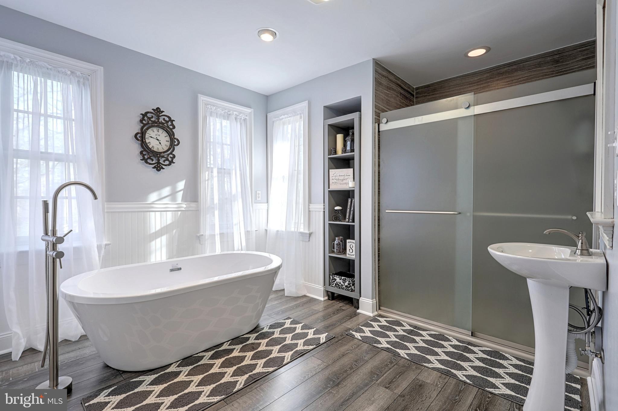 LAKE MEADE - Residential