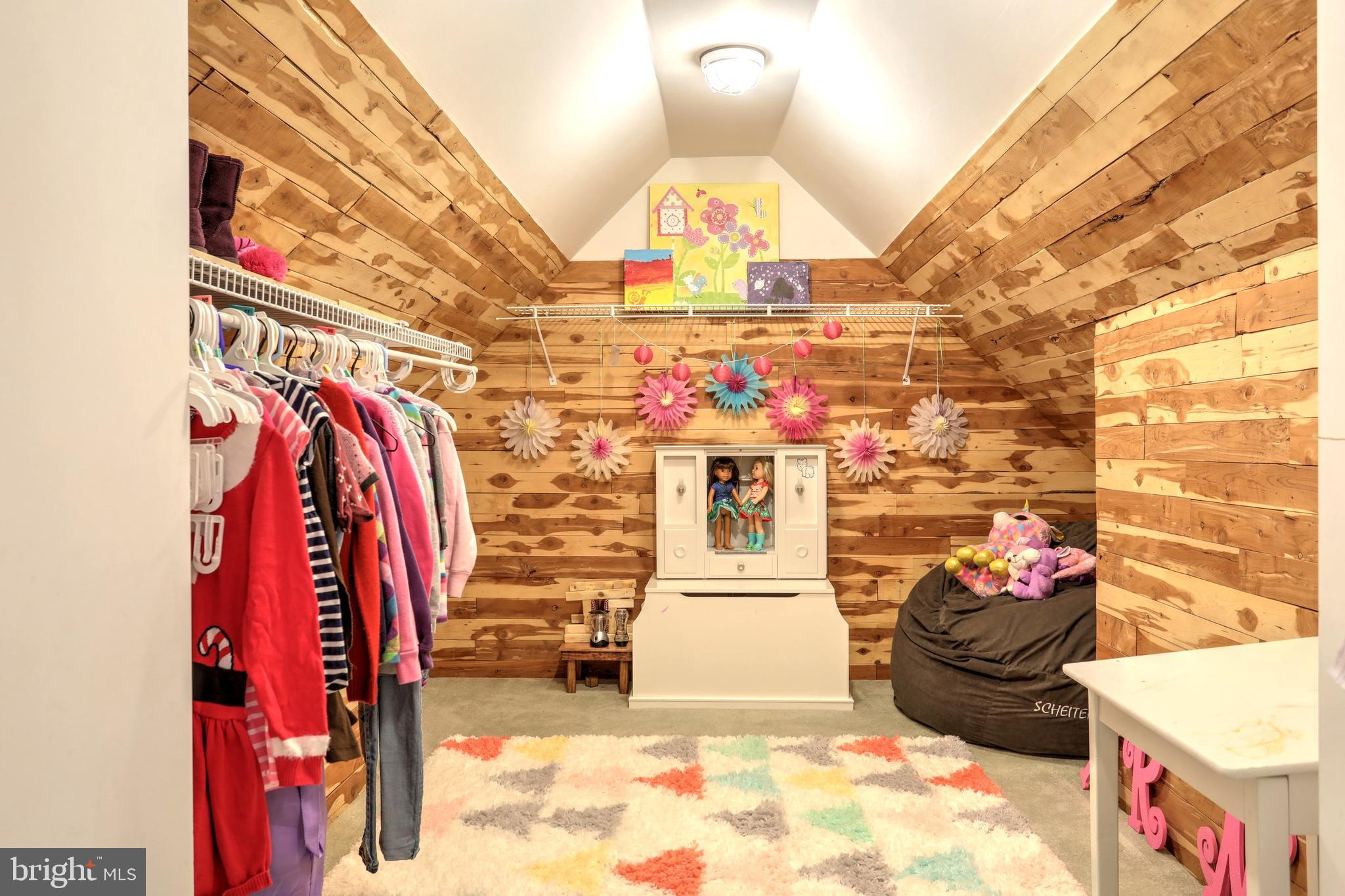 LAKE MEADE - Residential