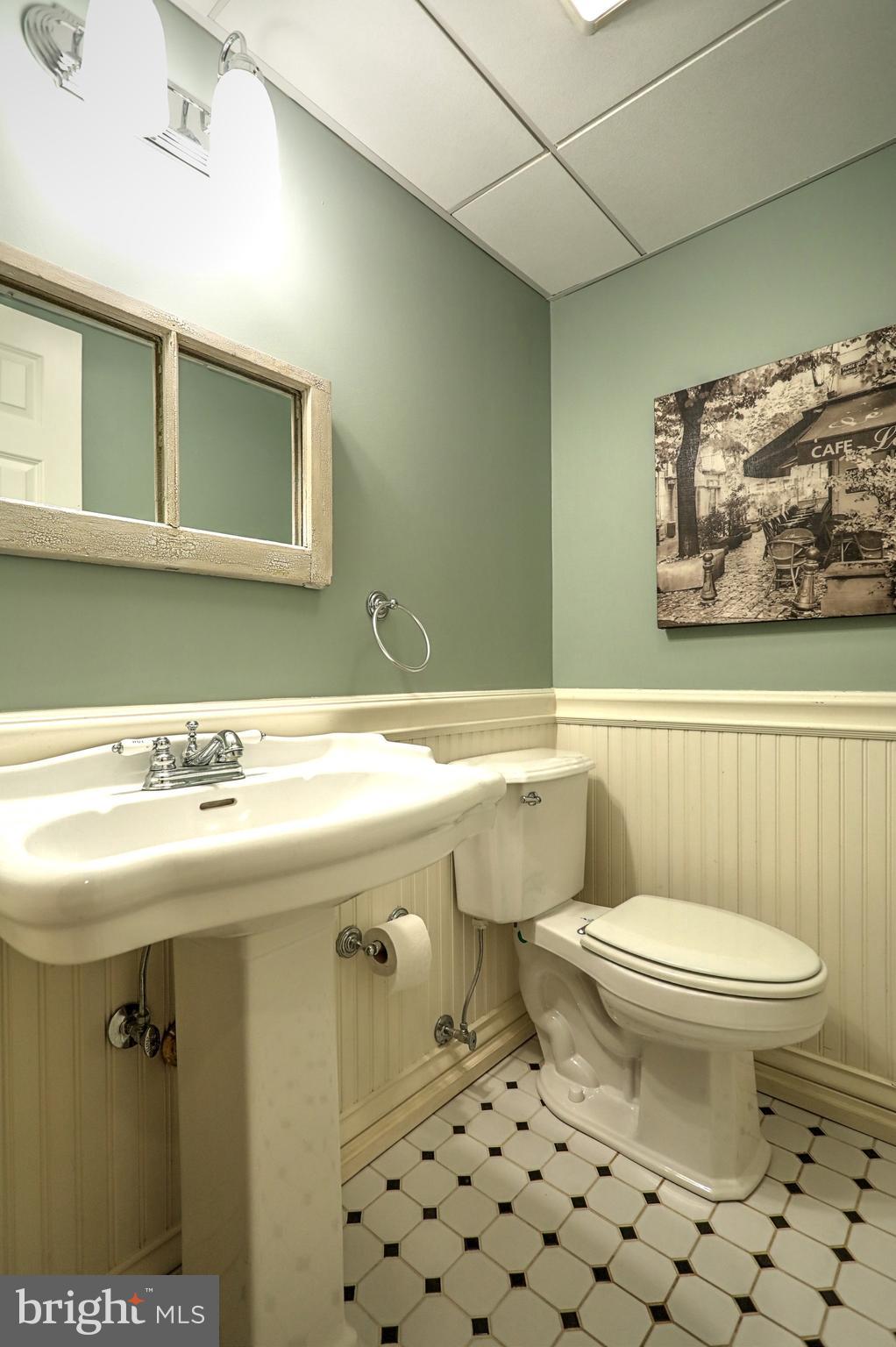 LAKE MEADE - Residential