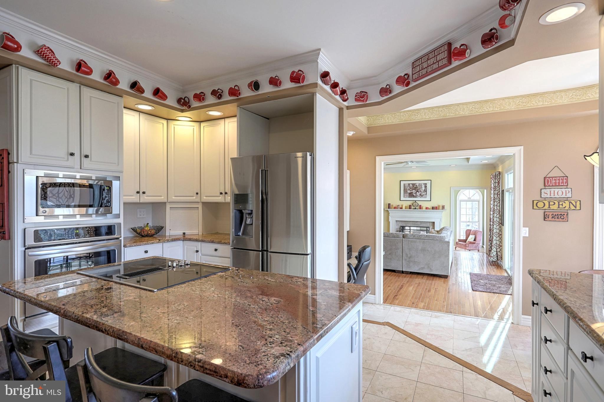 LAKE MEADE - Residential