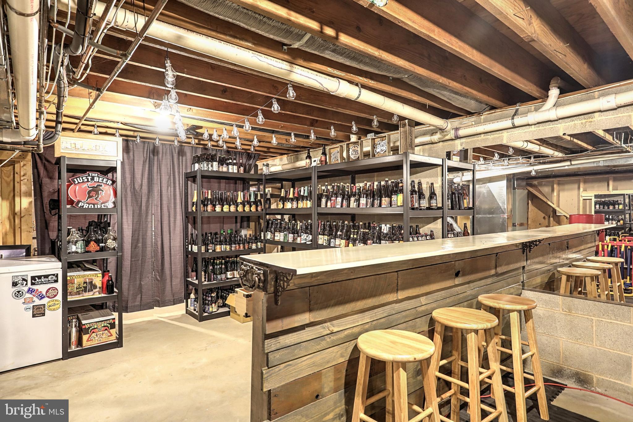 LAKE MEADE - Residential