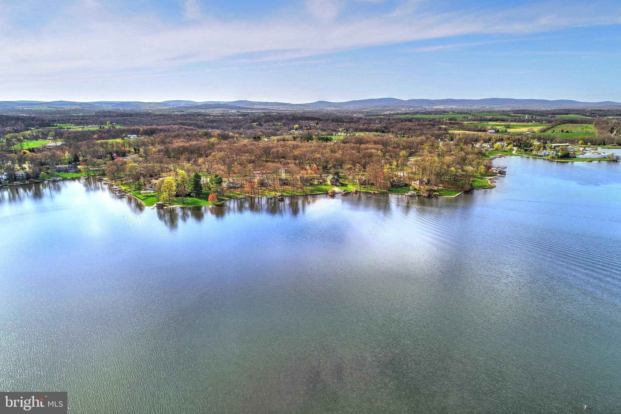 LAKE MEADE - Residential