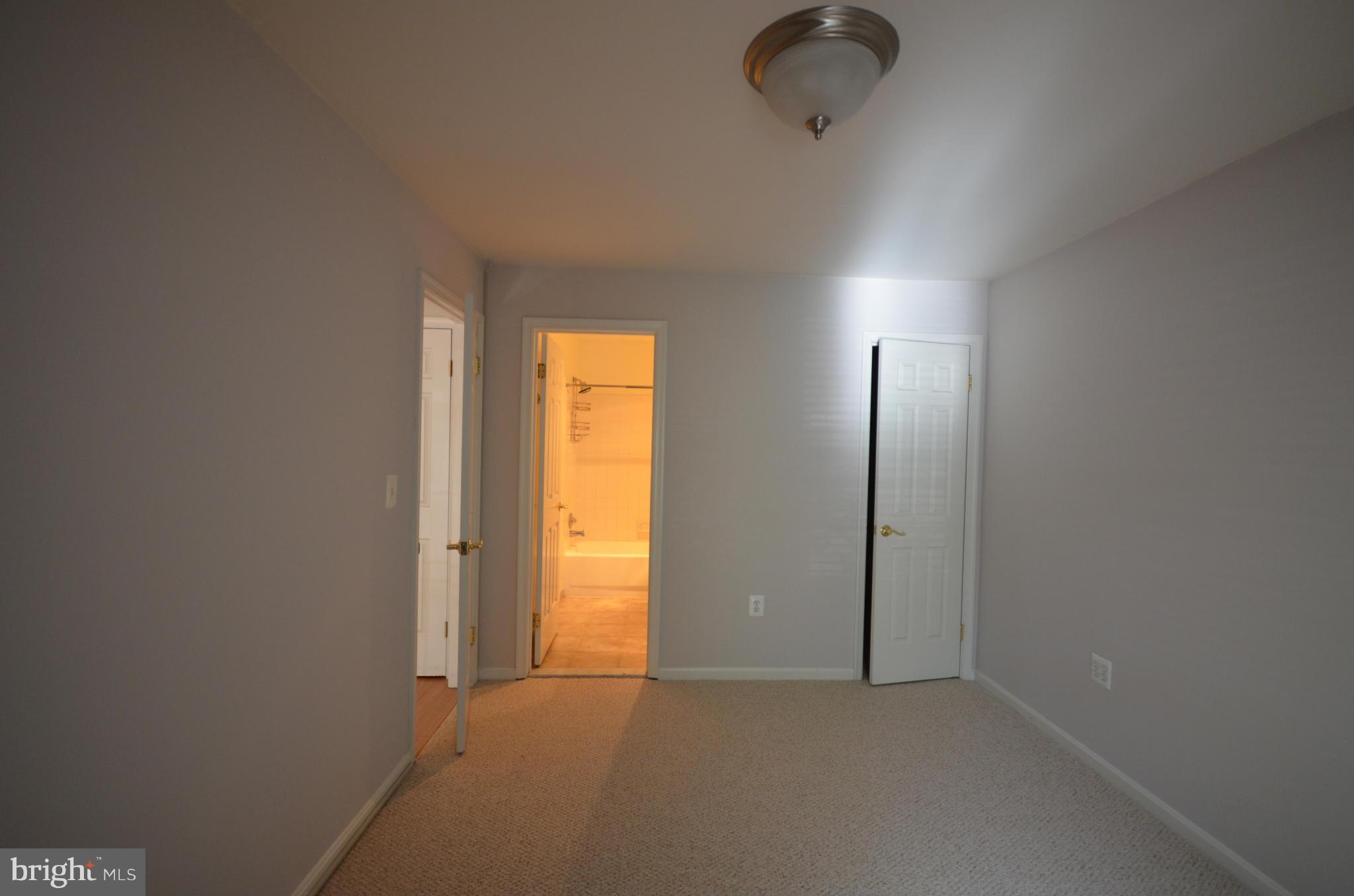 SPOUT RUN TERRACE - Residential Lease