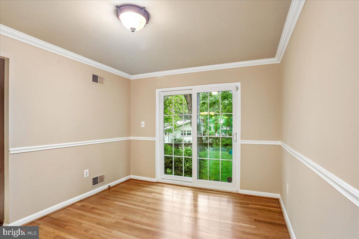 KEMP MILL ESTATES - Residential