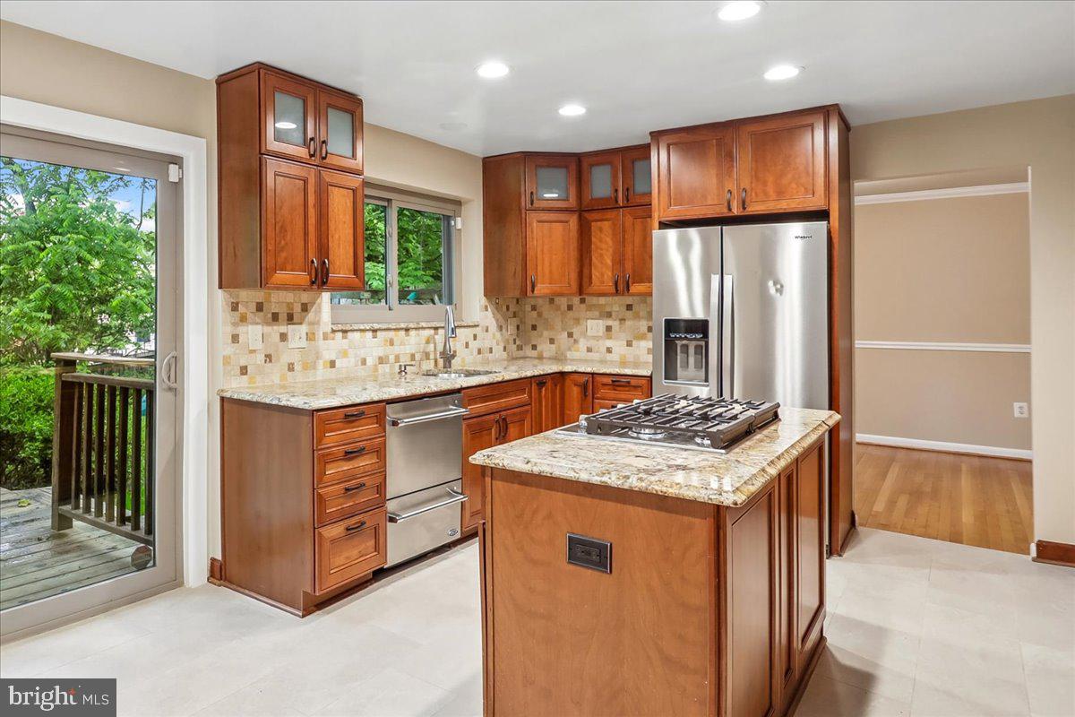KEMP MILL ESTATES - Residential
