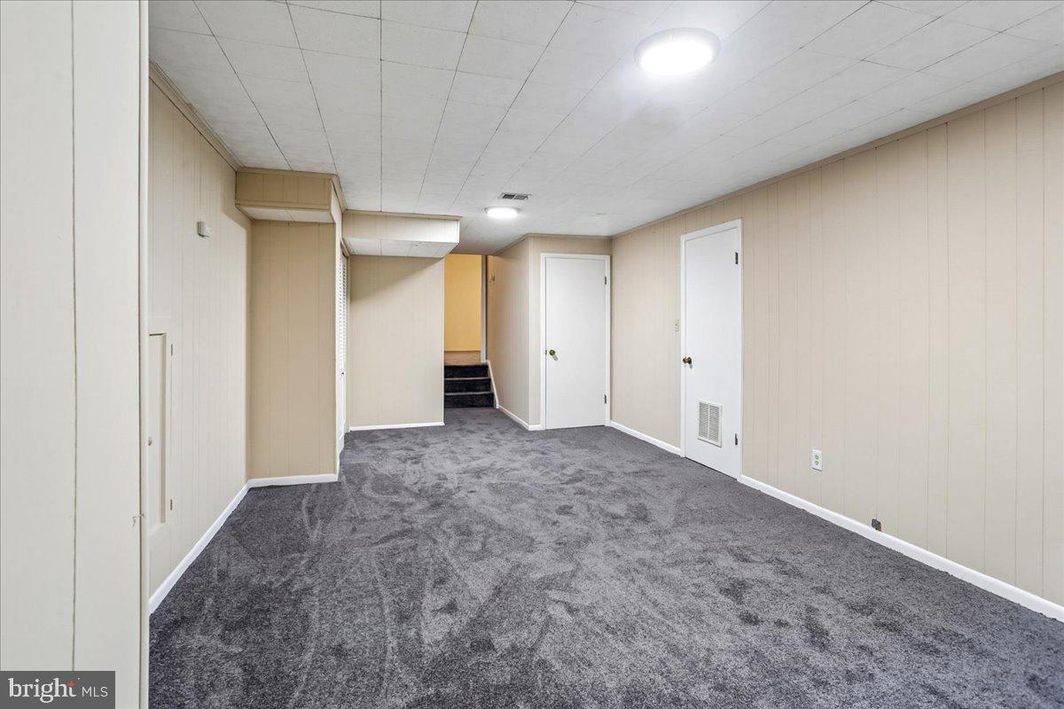 KEMP MILL ESTATES - Residential