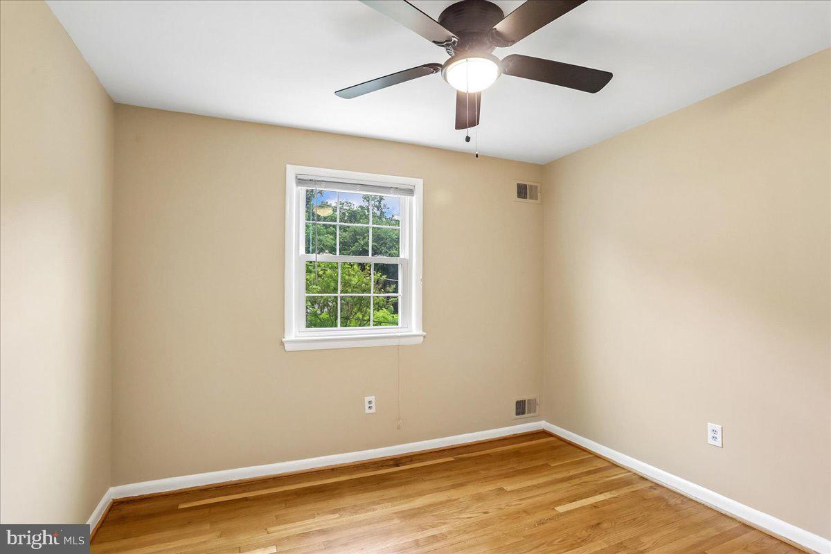 KEMP MILL ESTATES - Residential