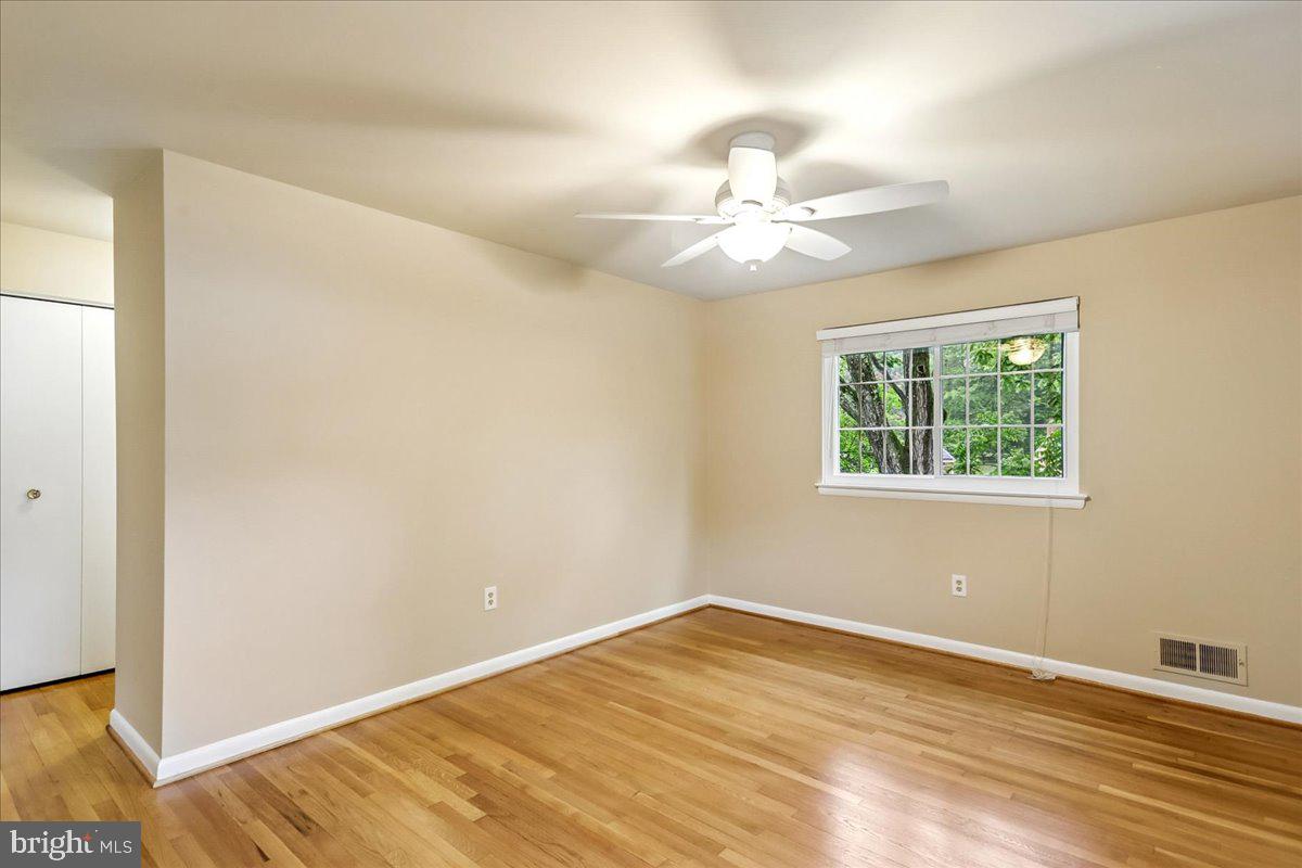 KEMP MILL ESTATES - Residential