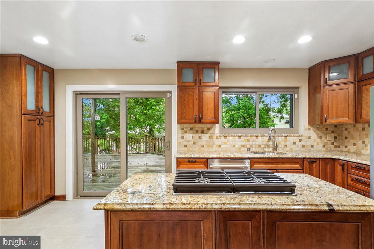KEMP MILL ESTATES - Residential