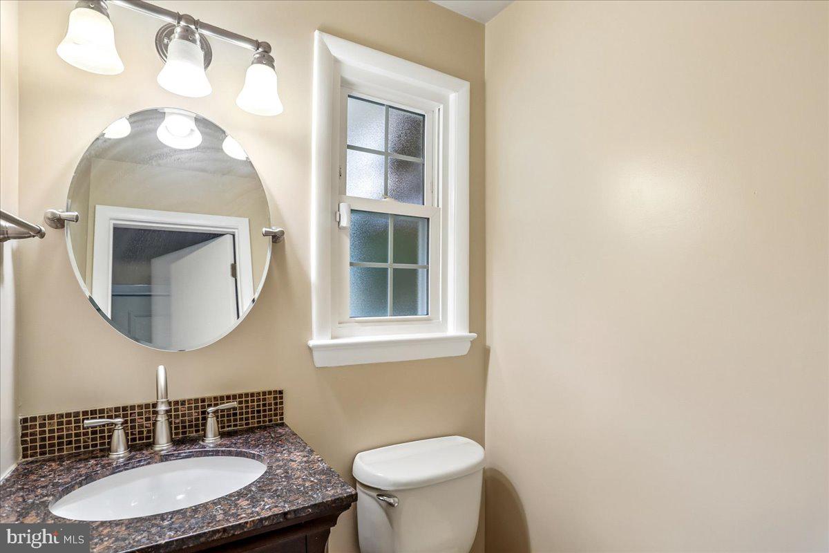 KEMP MILL ESTATES - Residential