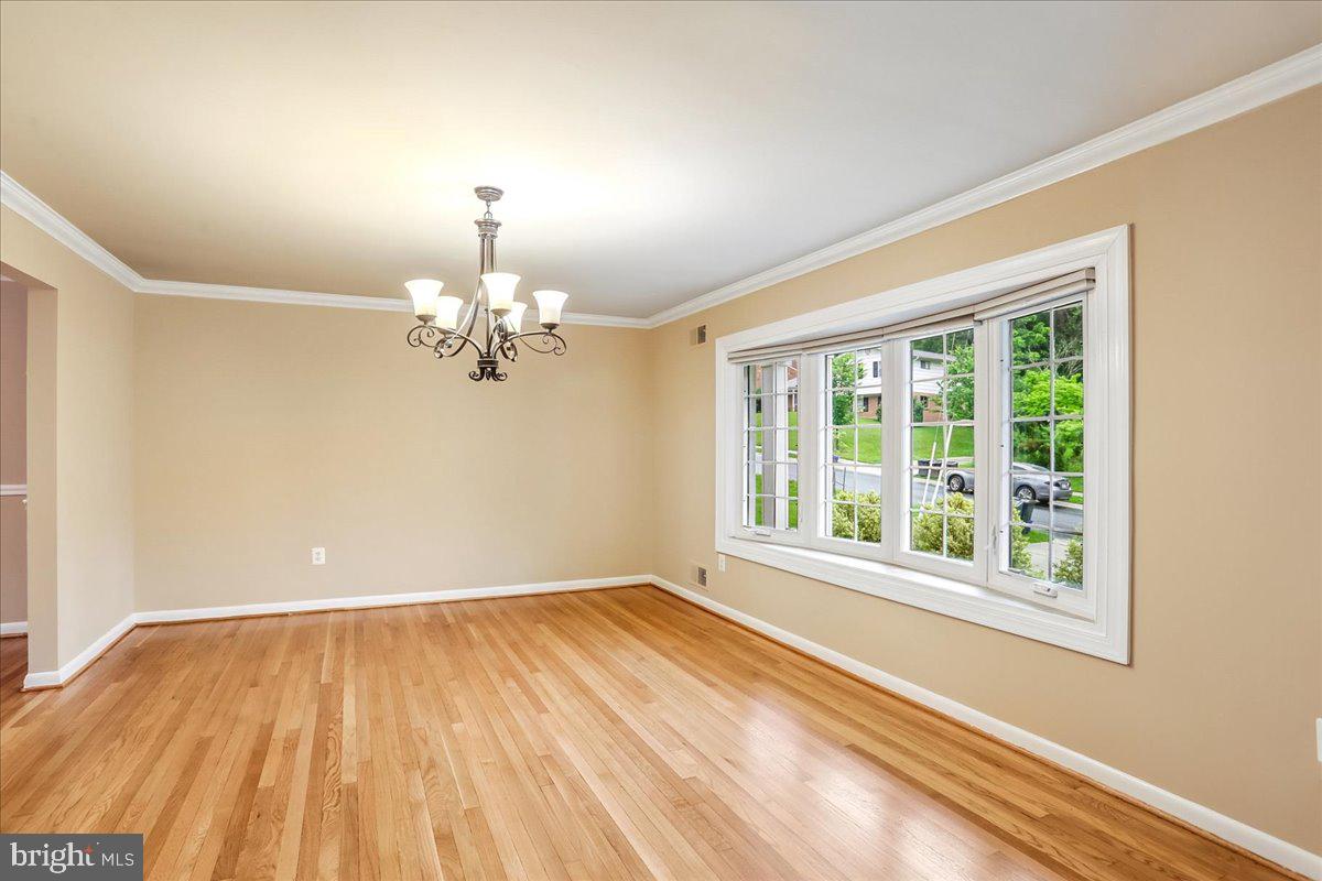 KEMP MILL ESTATES - Residential