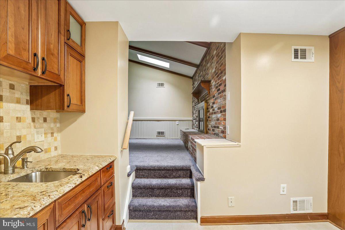 KEMP MILL ESTATES - Residential