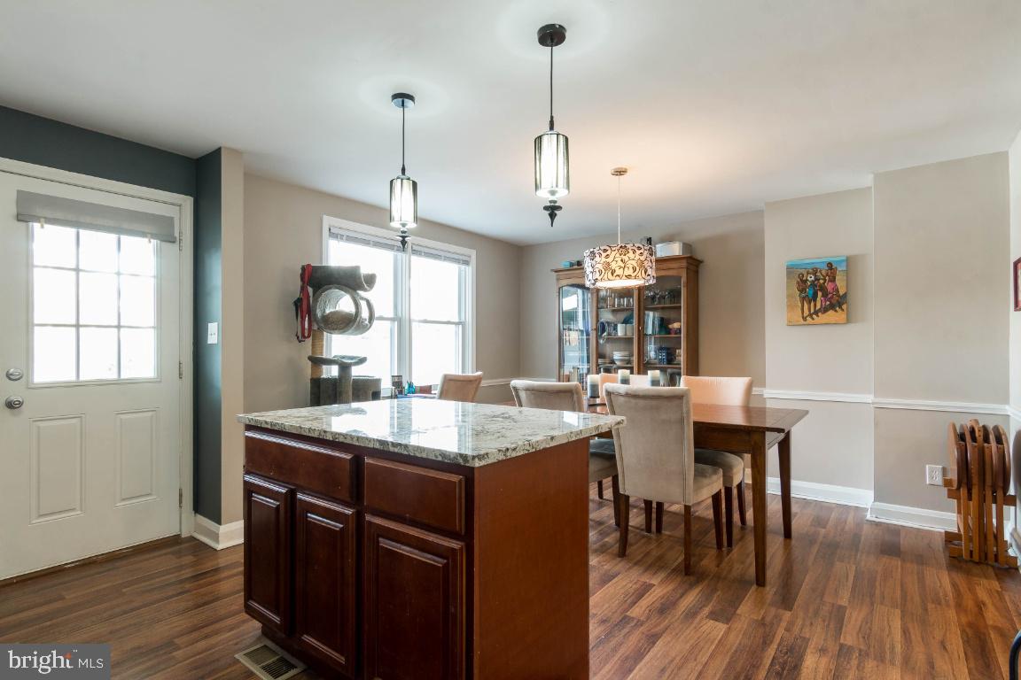 NORTHWOOD - Residential