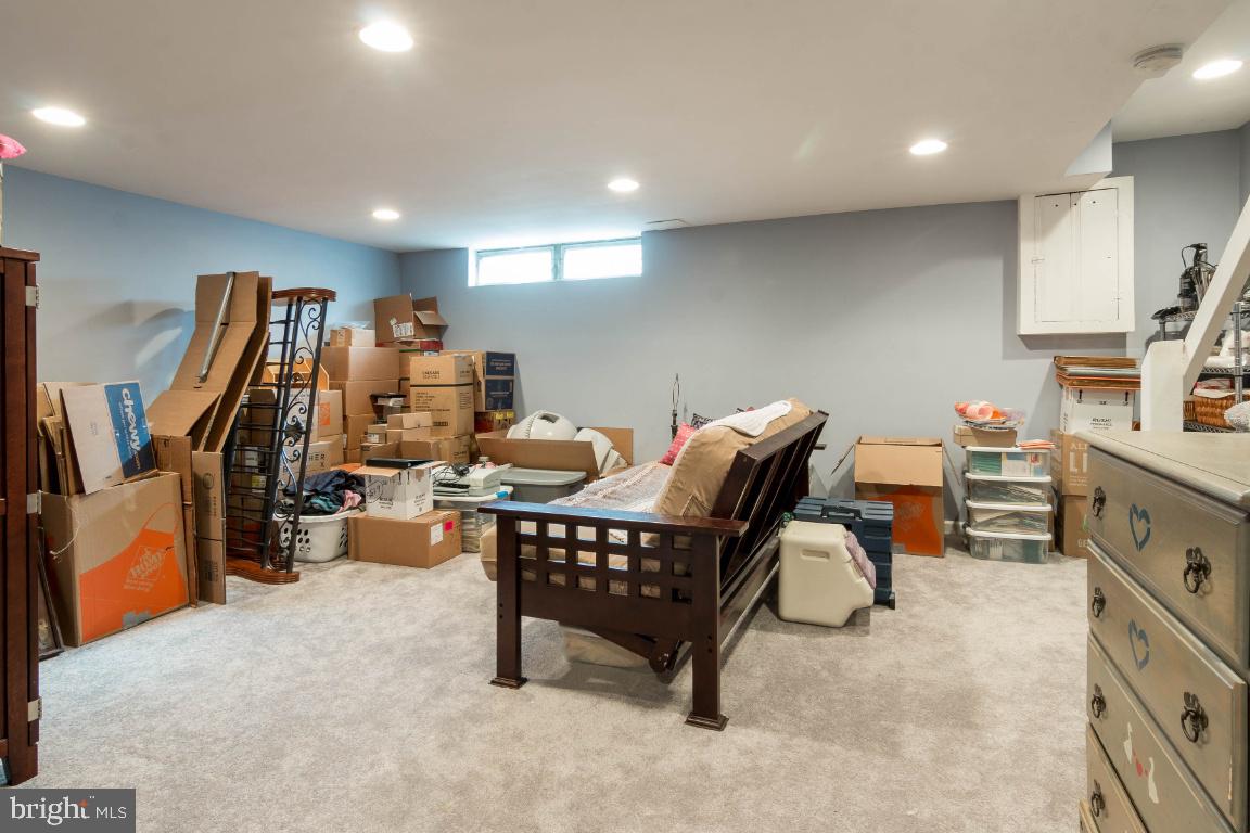 NORTHWOOD - Residential