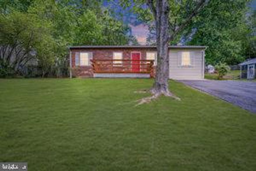 Freshly Updated Ranch/Rambler – No HOA!
- 3 Bedrooms | 1.5 Baths | Hickory Ridge
- Fully updated in 2025 – move-in ready!
- New flooring (carpet + LVP) & fresh paint
- Modern kitchen: granite, stainless steel, new cabinets & fixtures
- Updated bathrooms with new vanities & flooring
- Roof + water heater replaced 2025
-Walk-out deck & spacious backyard
-Easy access to Route 1, shopping & I-95

-No HOA + all bedrooms on one level!

-Don’t miss this one—it won’t last long!