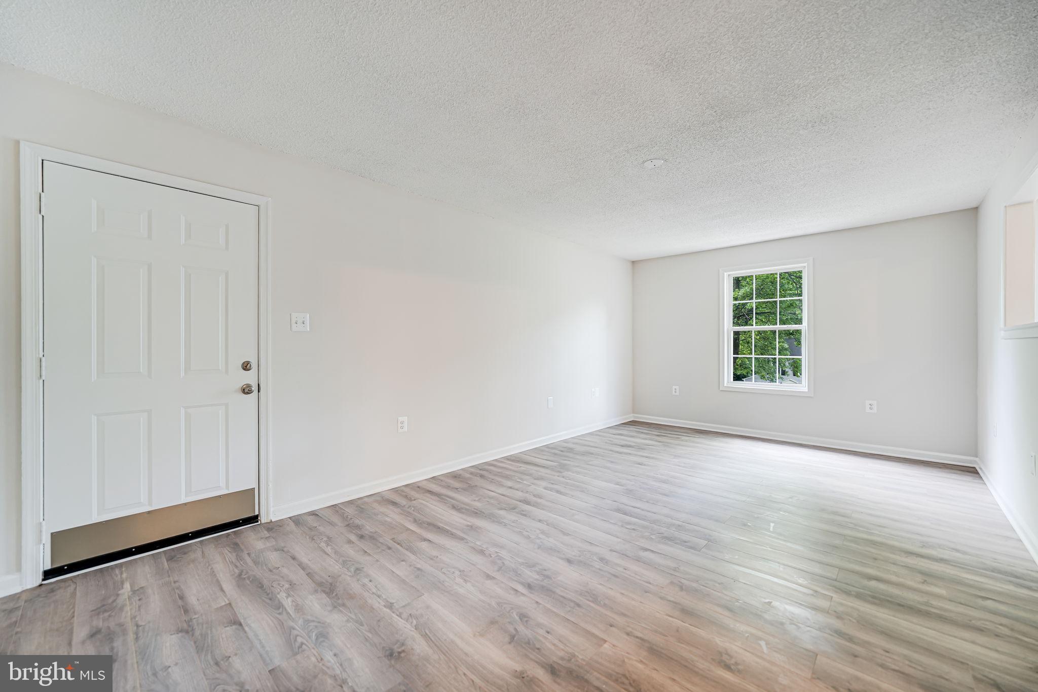 HICKORY RIDGE - Residential