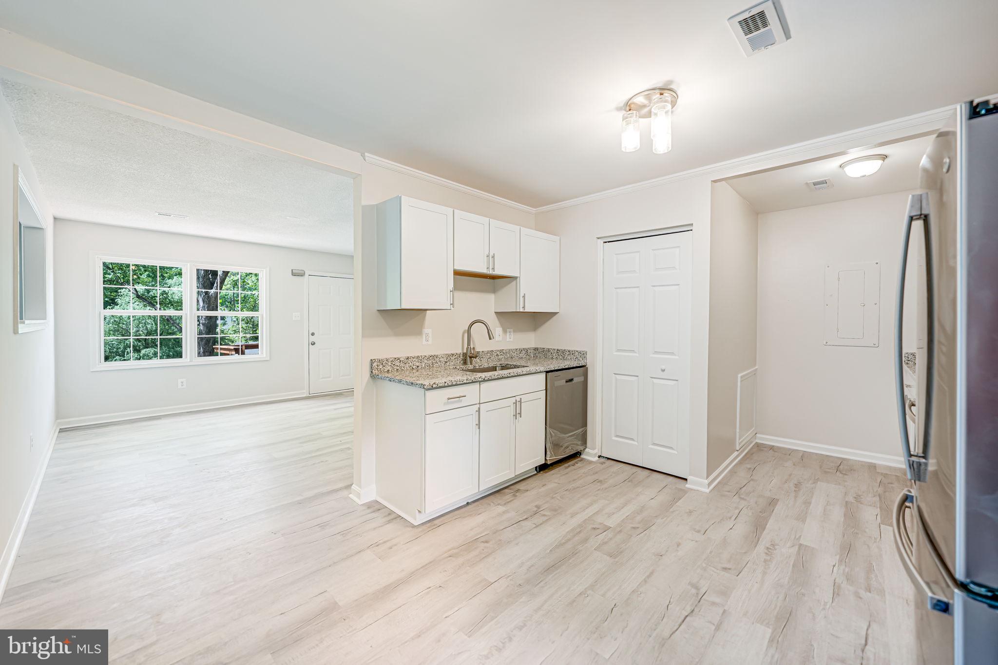 HICKORY RIDGE - Residential