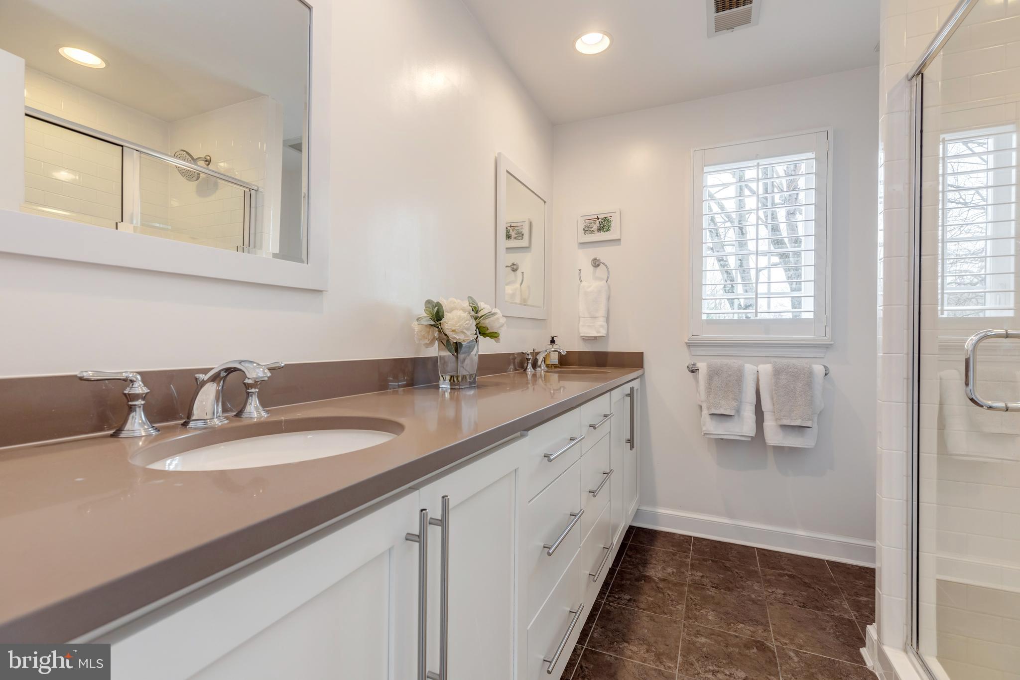 GREENACRES - Residential