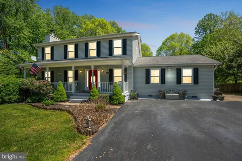 5476 Huckleberry Drive, Bryantown, MD MLS: MDCH2042298