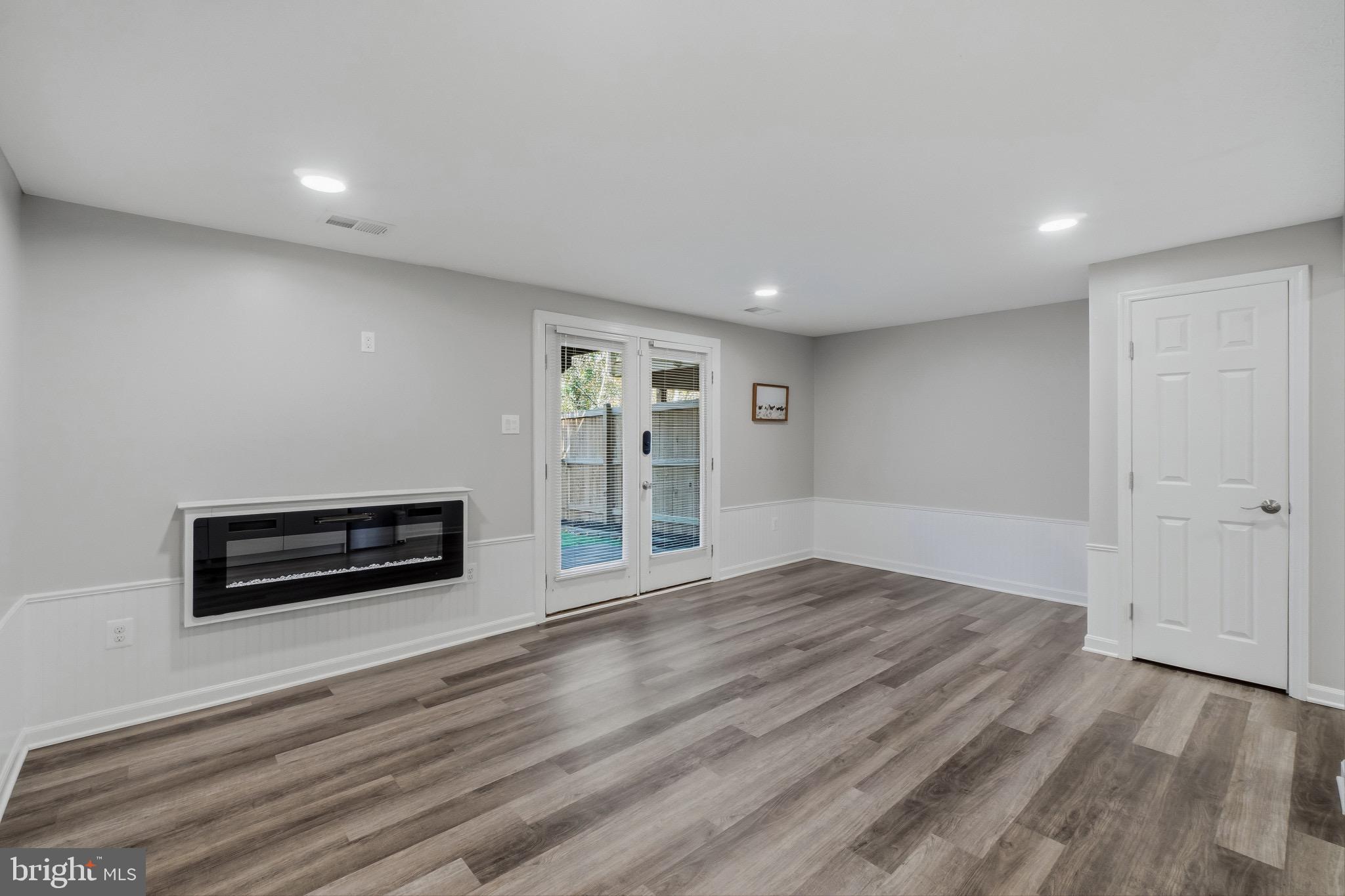 THE BLUFFS AT DEEP CREEK - Residential