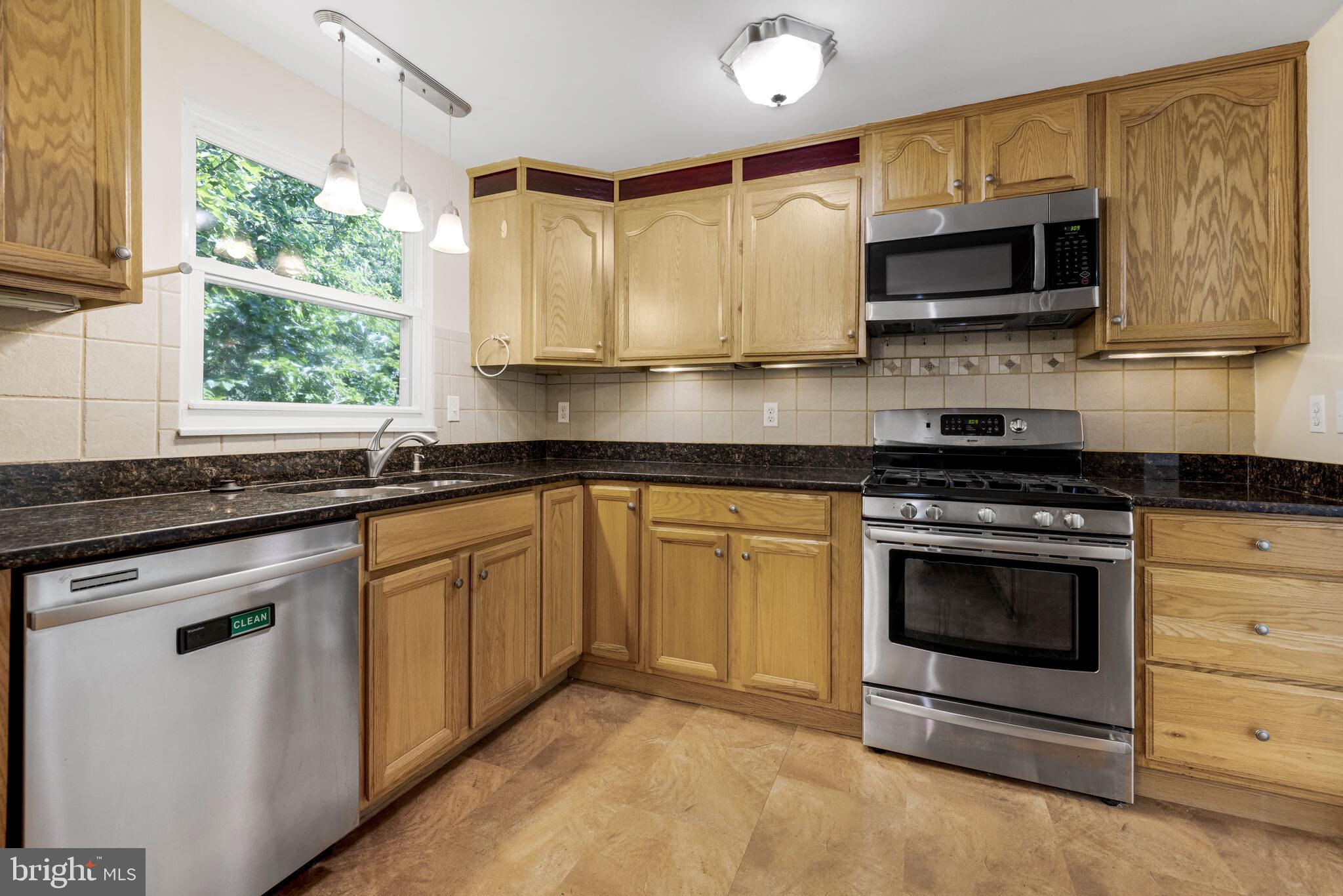 19145 SAINT JOHNSBURY LANE