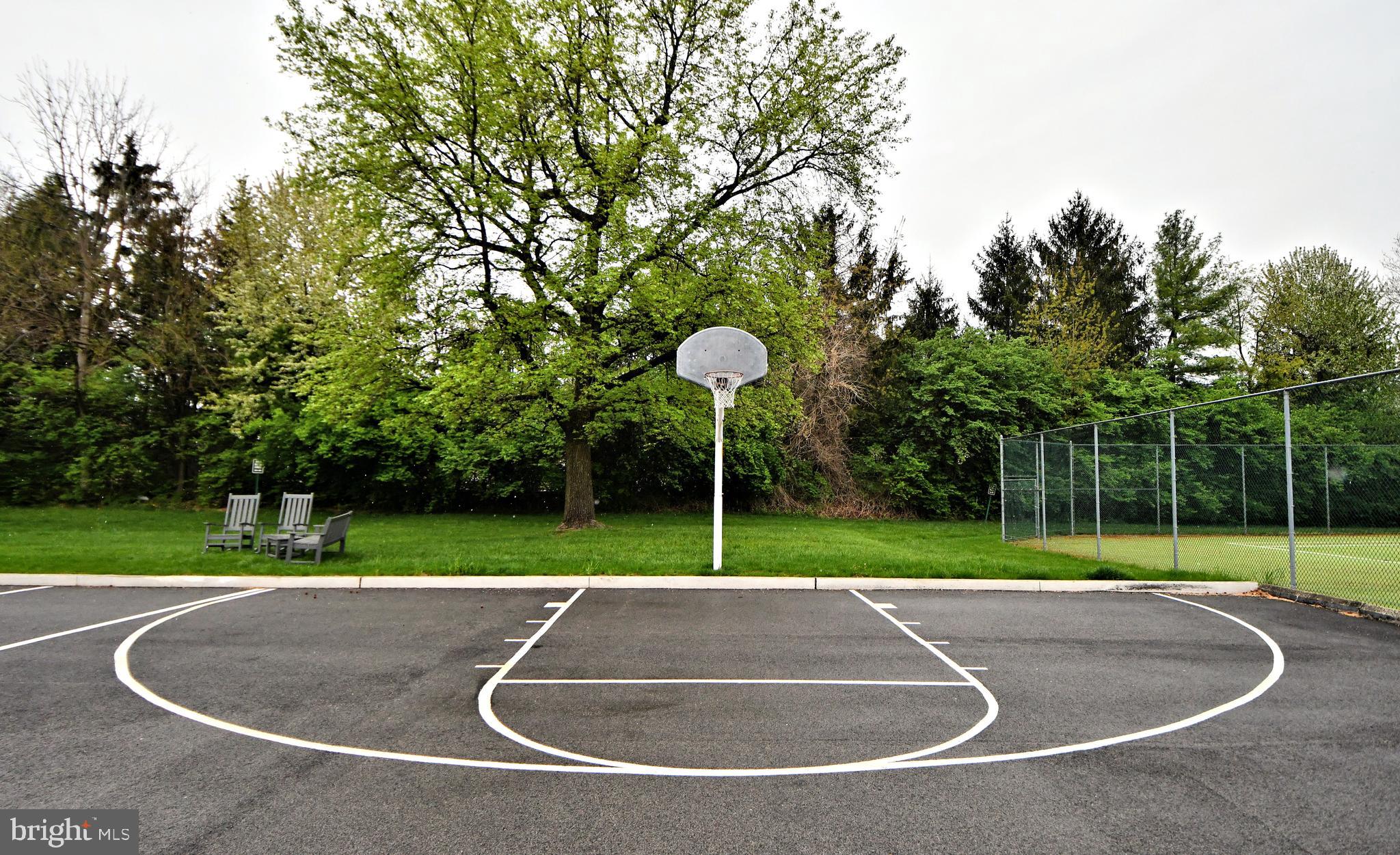 PLYMOUTH HILLS - Residential