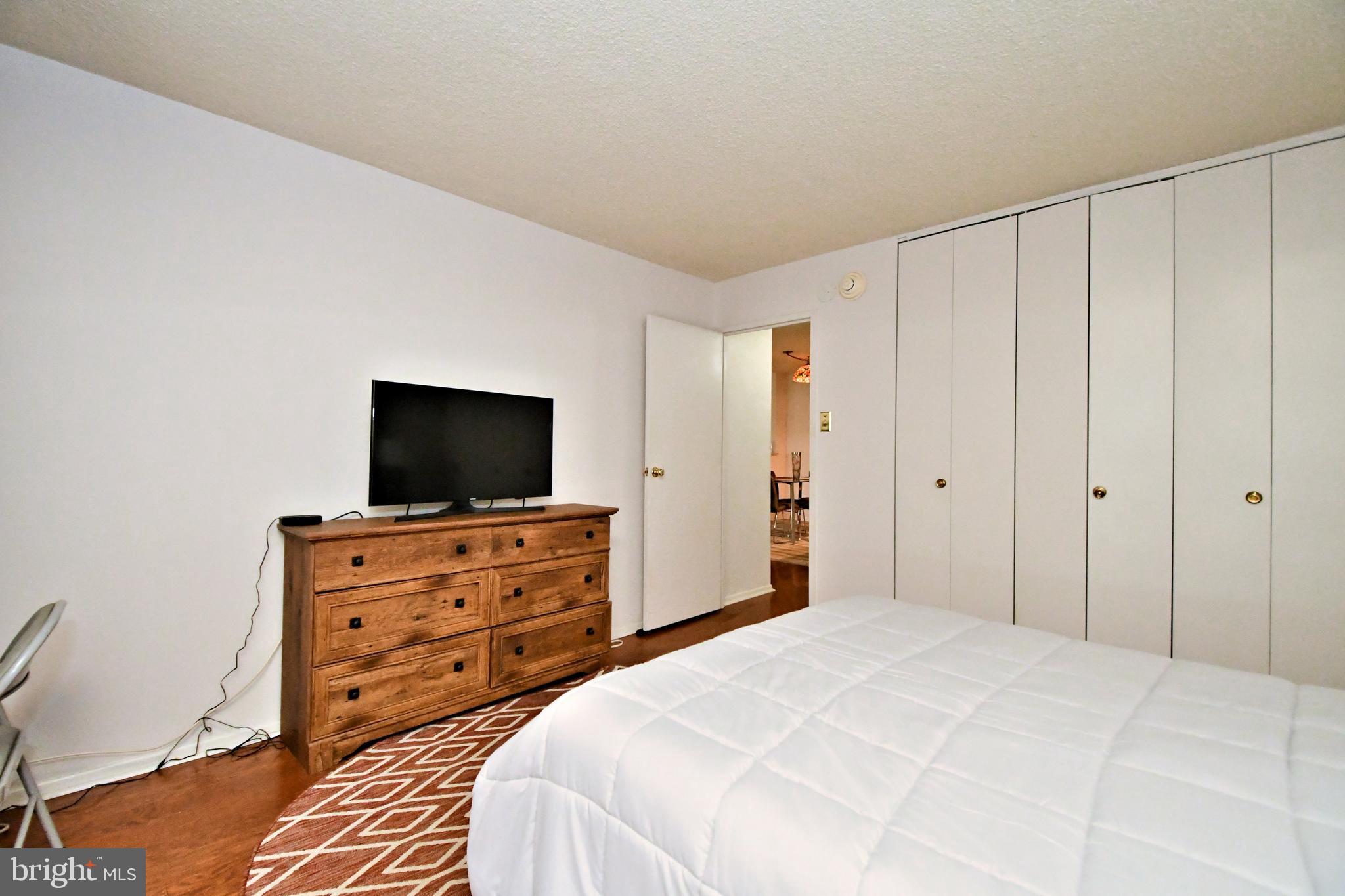 PLYMOUTH HILLS - Residential