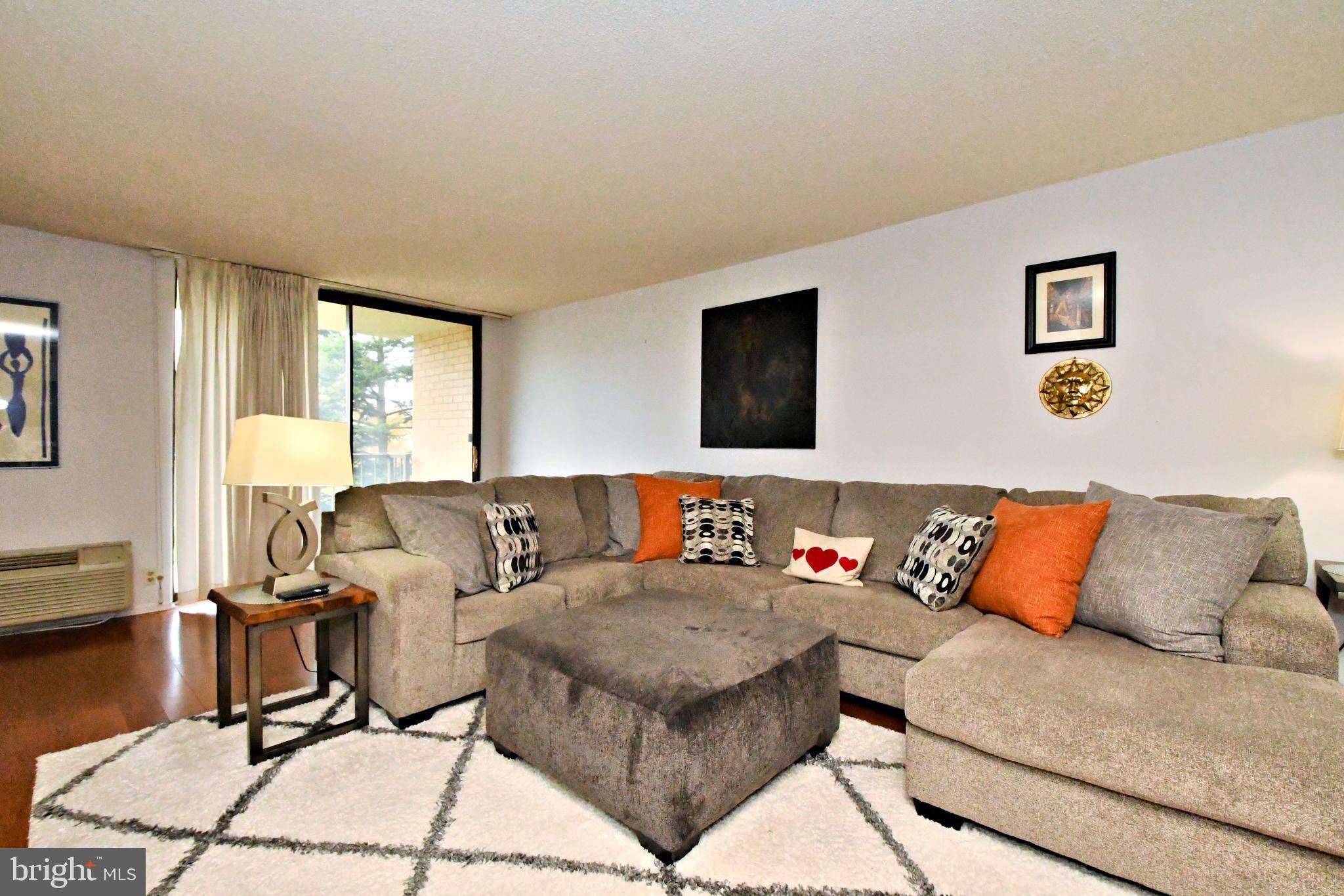 PLYMOUTH HILLS - Residential