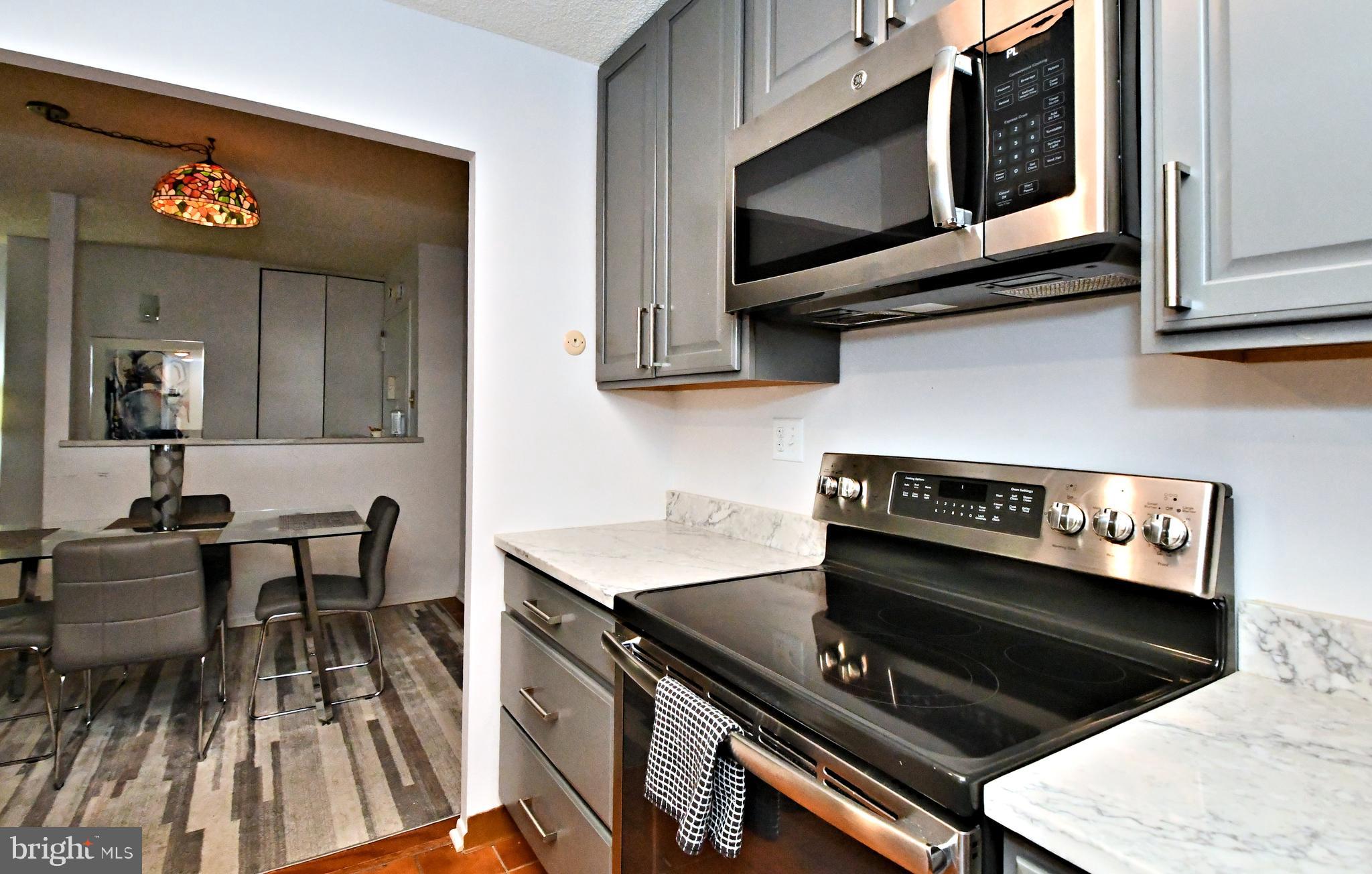 PLYMOUTH HILLS - Residential