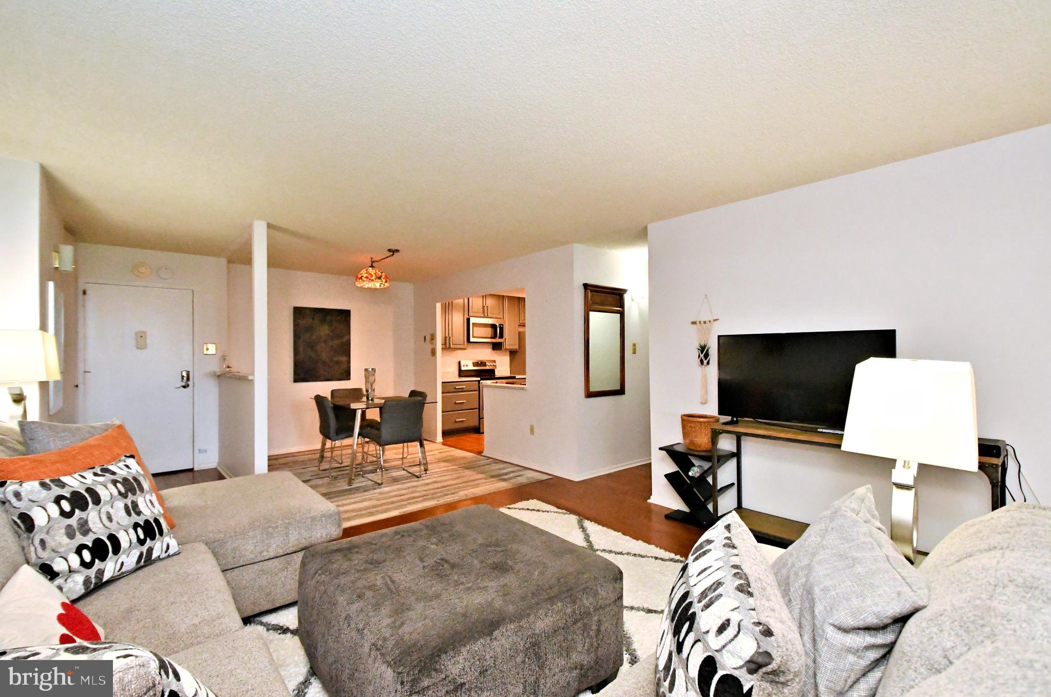 PLYMOUTH HILLS - Residential