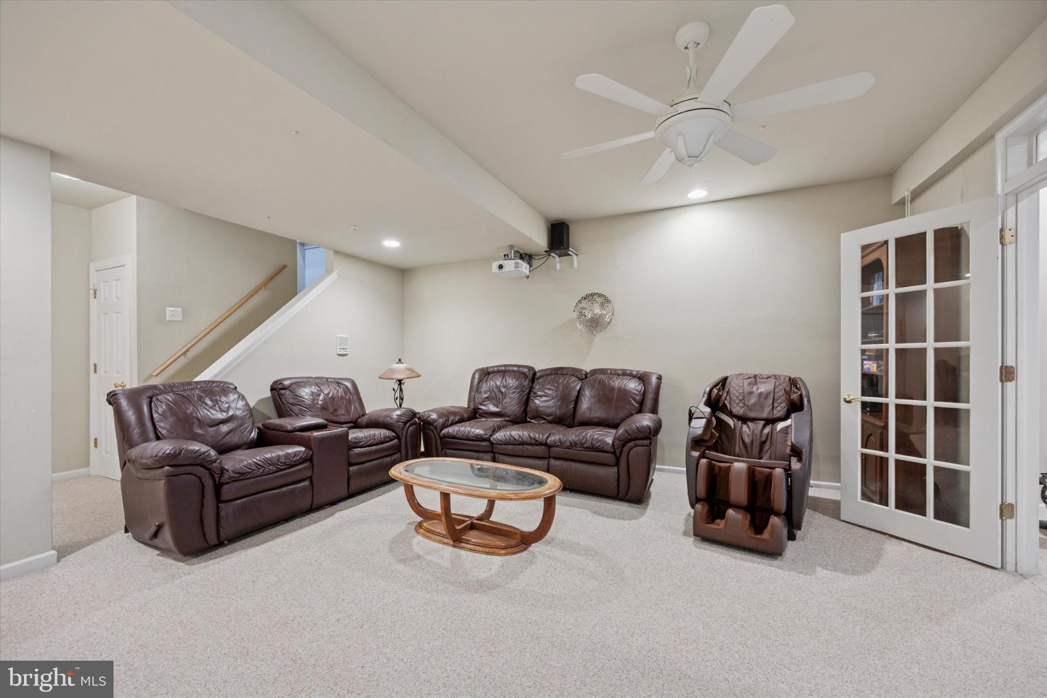 HERITAGE VILLAGE - Residential