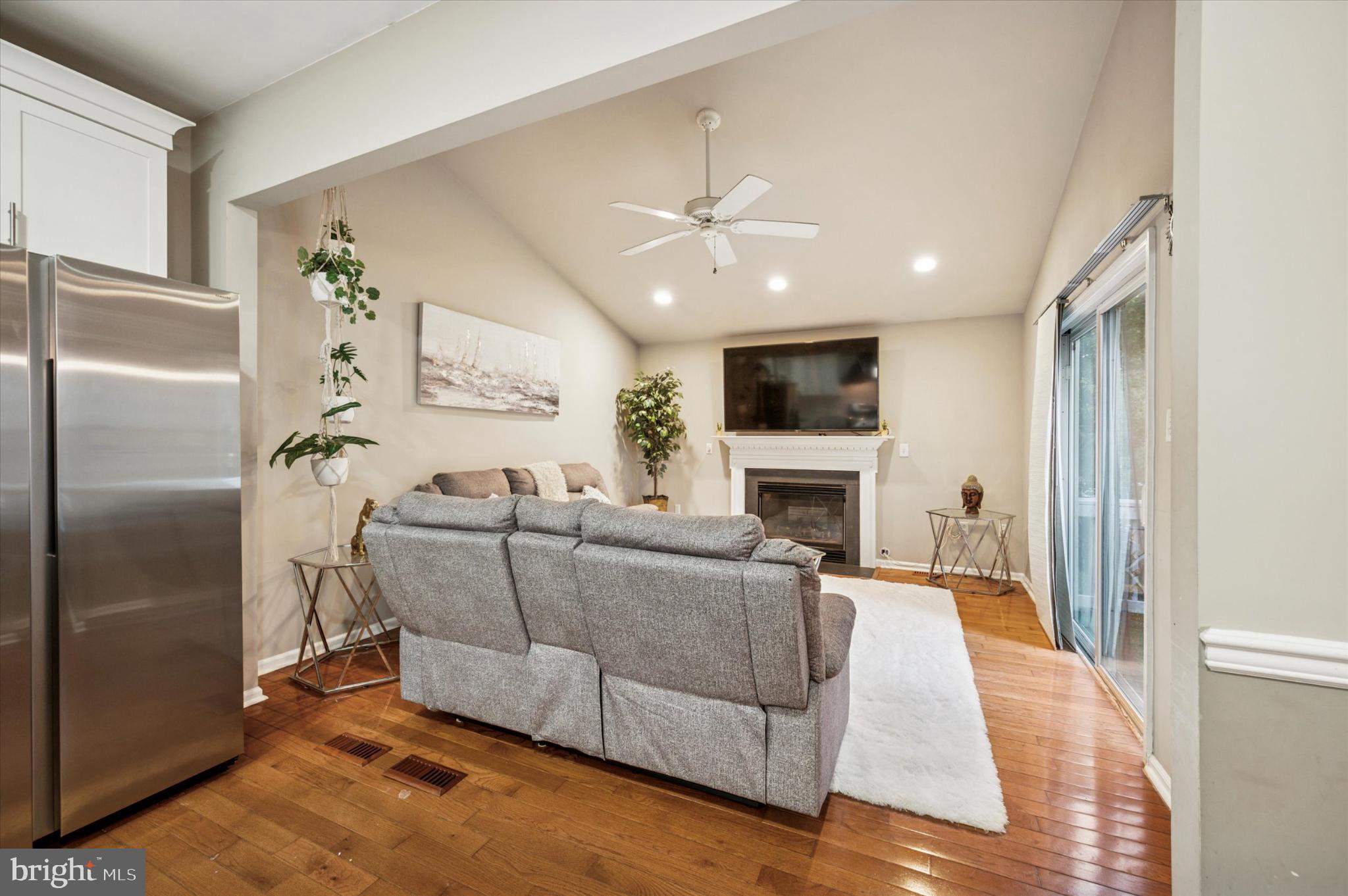 HERITAGE VILLAGE - Residential