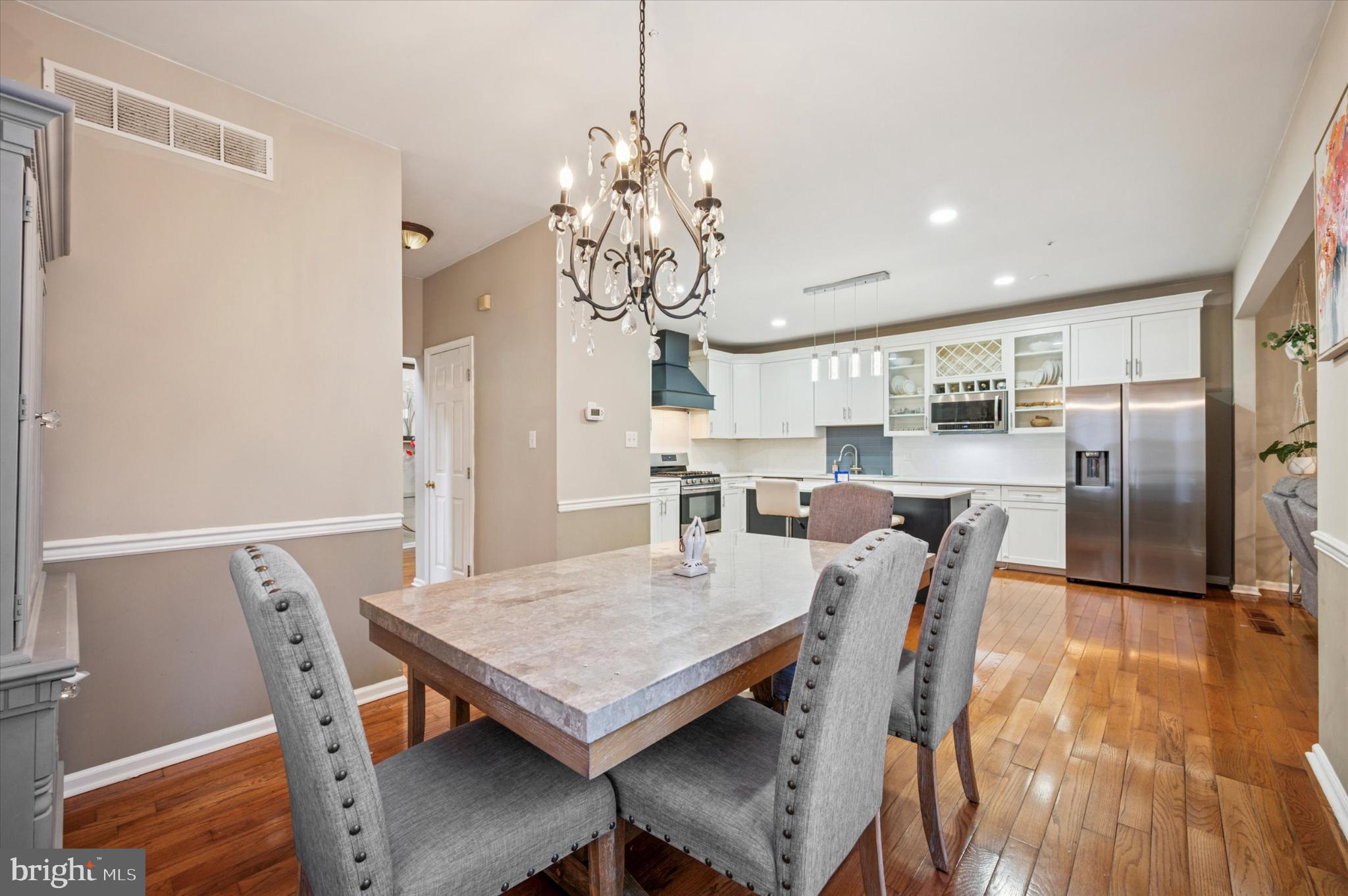 HERITAGE VILLAGE - Residential