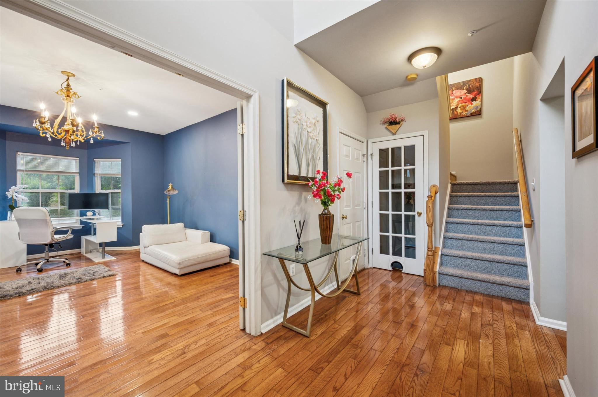 HERITAGE VILLAGE - Residential