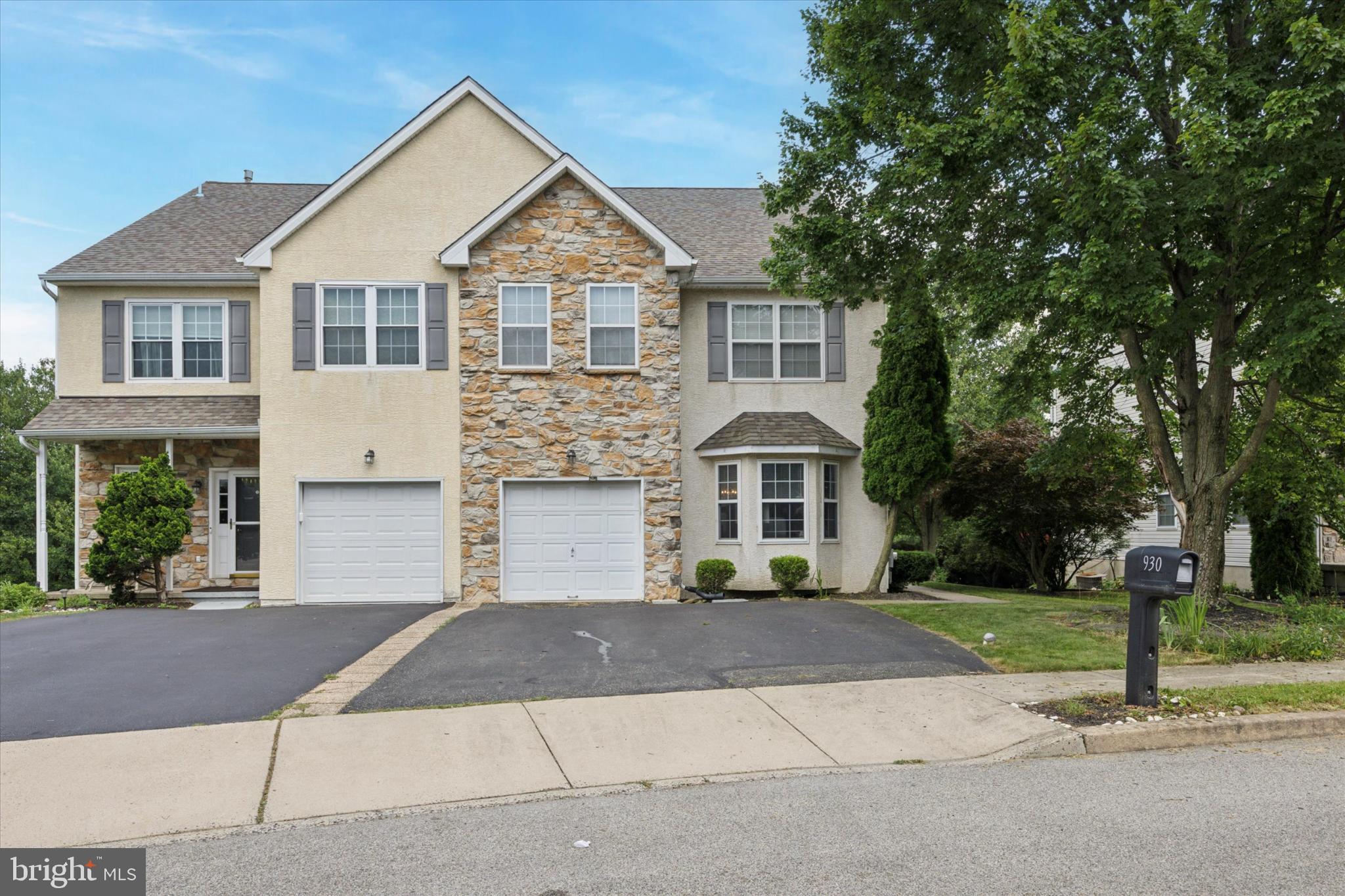 Welcome to this beautifully updated and meticulously maintained home, perfectly nestled in the award-winning Methacton School District. Opportunities like this in Heritage Village don’t come around often!
Step inside to discover a spacious, light-filled main level featuring stunning hardwood floors that flow seamlessly from the oversized living room into the formal dining area. The show-stopping kitchen—fully renovated in 2021—is a true chef’s delight, offering 42” soft-close cabinetry, granite countertops, stainless steel appliances, Range Hood vent, a built-in microwave, tile backsplash, and an island with pendant lighting and seating. A tasteful blend of recessed and pendant lighting sets the perfect ambiance for entertaining.
Just off the kitchen, the cozy bump-out family room features a gas fireplace, and a ceiling fan, all leading to a sliding glass door that opens to your private outdoor oasis. Enjoy your morning coffee or evening unwind on the elevated deck, which overlooks a paver patio and a lush, tree-lined backyard—your own private retreat.
Upstairs, the expansive primary suite offers a walk-in closet and a luxurious en-suite bath with a standalone soaking tub, shower, dual-sink vanity, and a linen closet. Two additional spacious bedrooms with good closet space. Conveniently located on this floor is the laundry closet, complete with washer, dryer, and shelving. All bedrooms have smart lights that can be controlled by Alexa
The walk-out lower level offers incredible versatility with a finished bonus room ideal for a gym, office, or potential fourth bedroom, along with a large open space perfect for a media room, second family room or playroom.
Additional upgrades include:
New Roof (2021) , High-end Water Purification System with Reverse Osmosis filtration at the kitchen sink. Freshly painted first floor, second floor hallway, master and guest bathroom and Master bedroom repainted in 2023.
This turnkey home offers modern upgrades, thoughtful design, and plenty of space—all within one of the area’s top-rated school districts. Don’t miss your chance to own this exceptional property—schedule your private tour today!