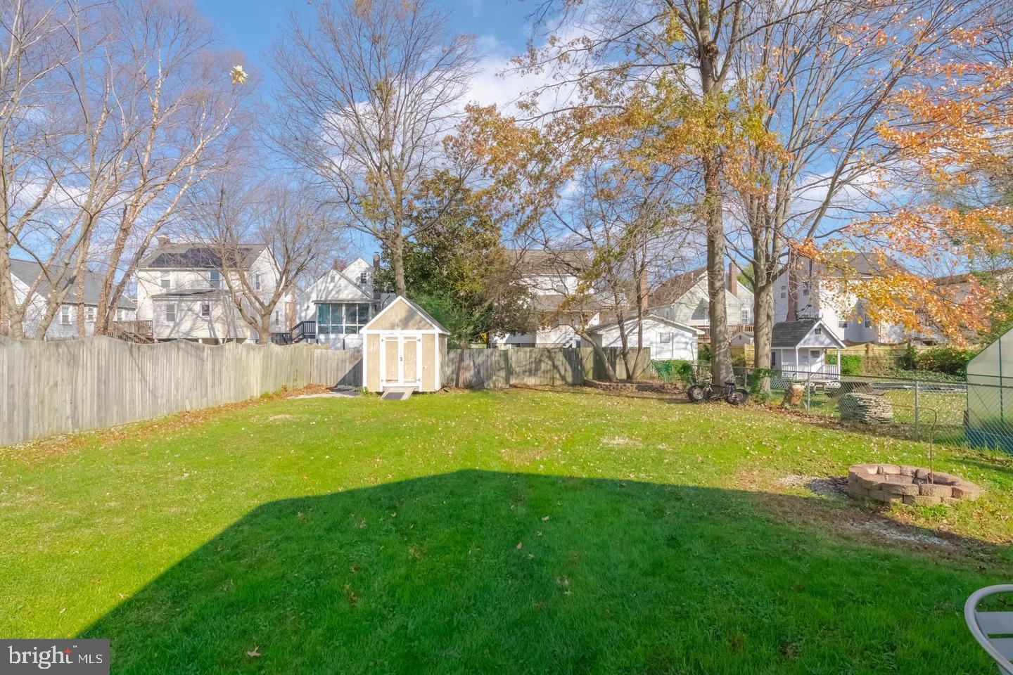 WOODSIDE - Residential