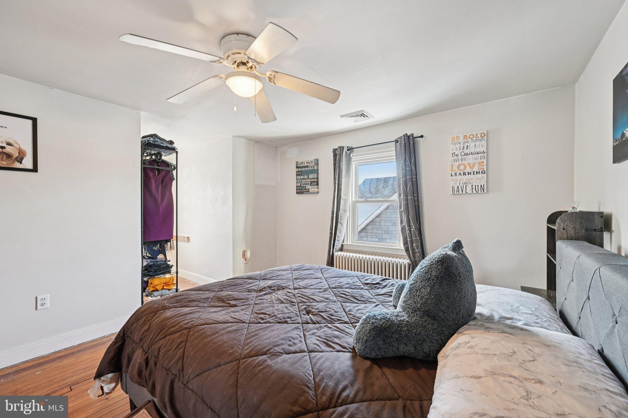 WOODSIDE - Residential