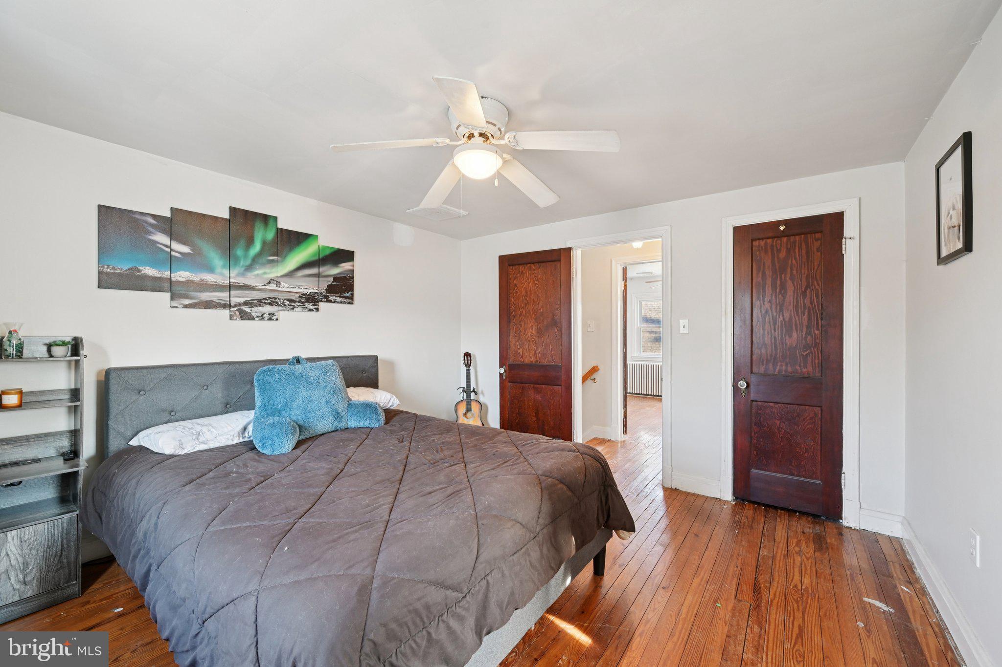 WOODSIDE - Residential