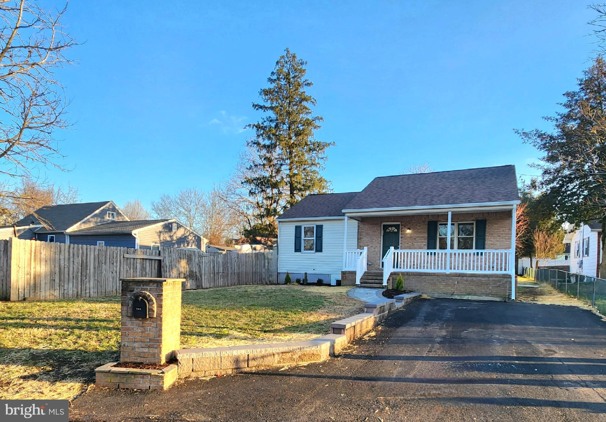 SOLLEY HEIGHTS - Residential