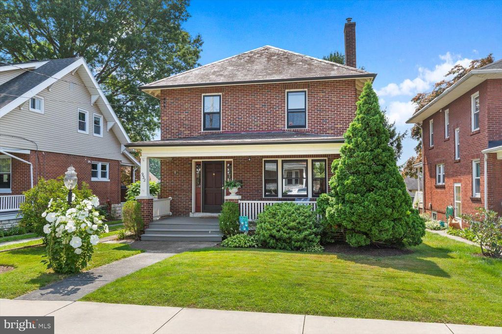 Photo of 932 CHESTNUT ST, COLUMBIA, PA 17512 (MLS # PALA2038078)