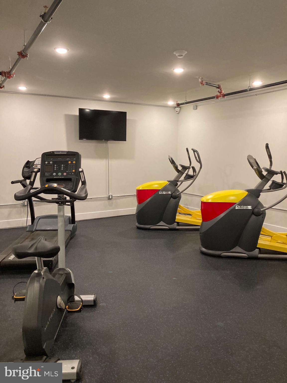 EAST KENSINGTON - Residential Lease